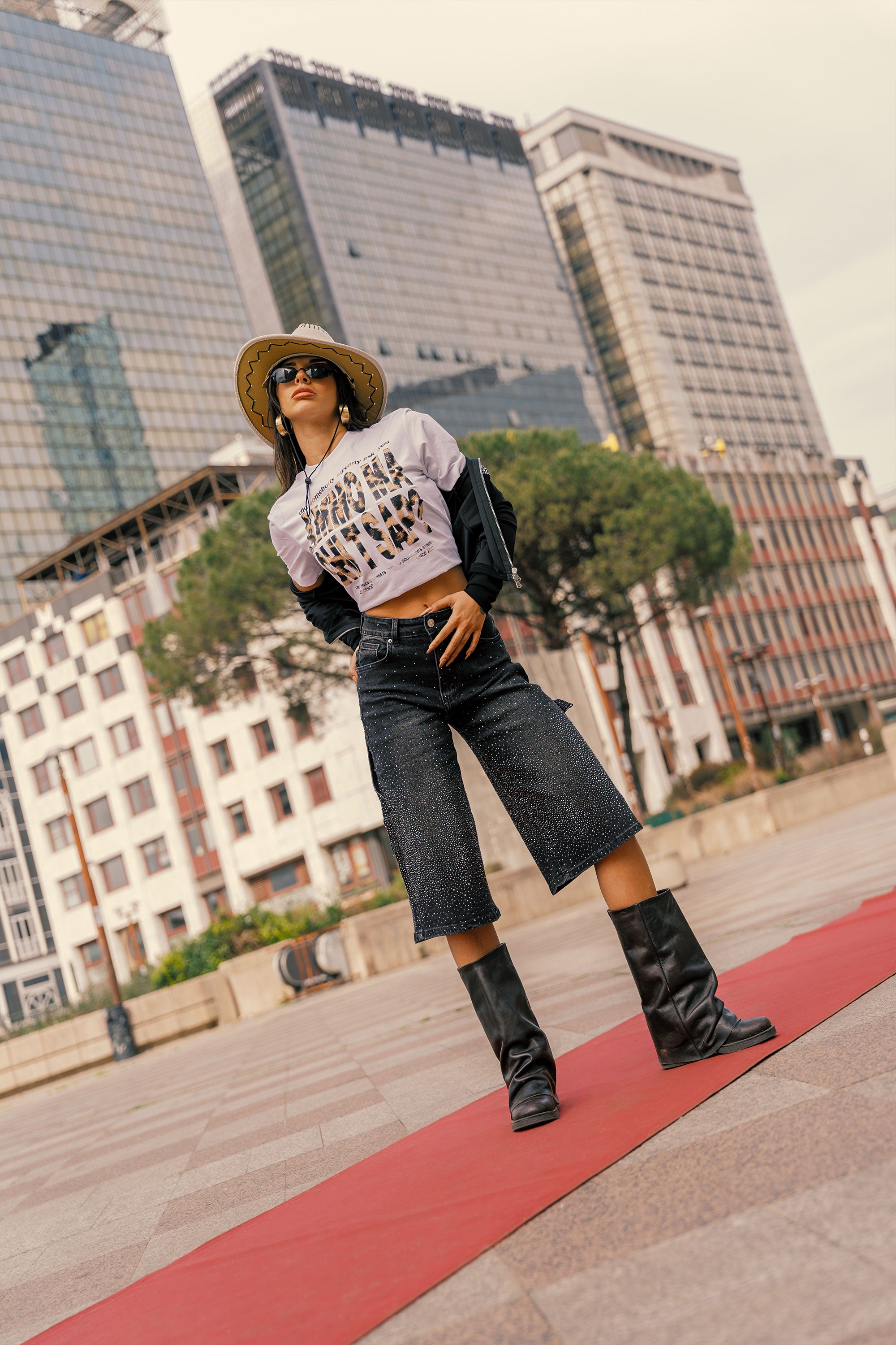 Baby Tee “AMMO” White/Animalier Yellow