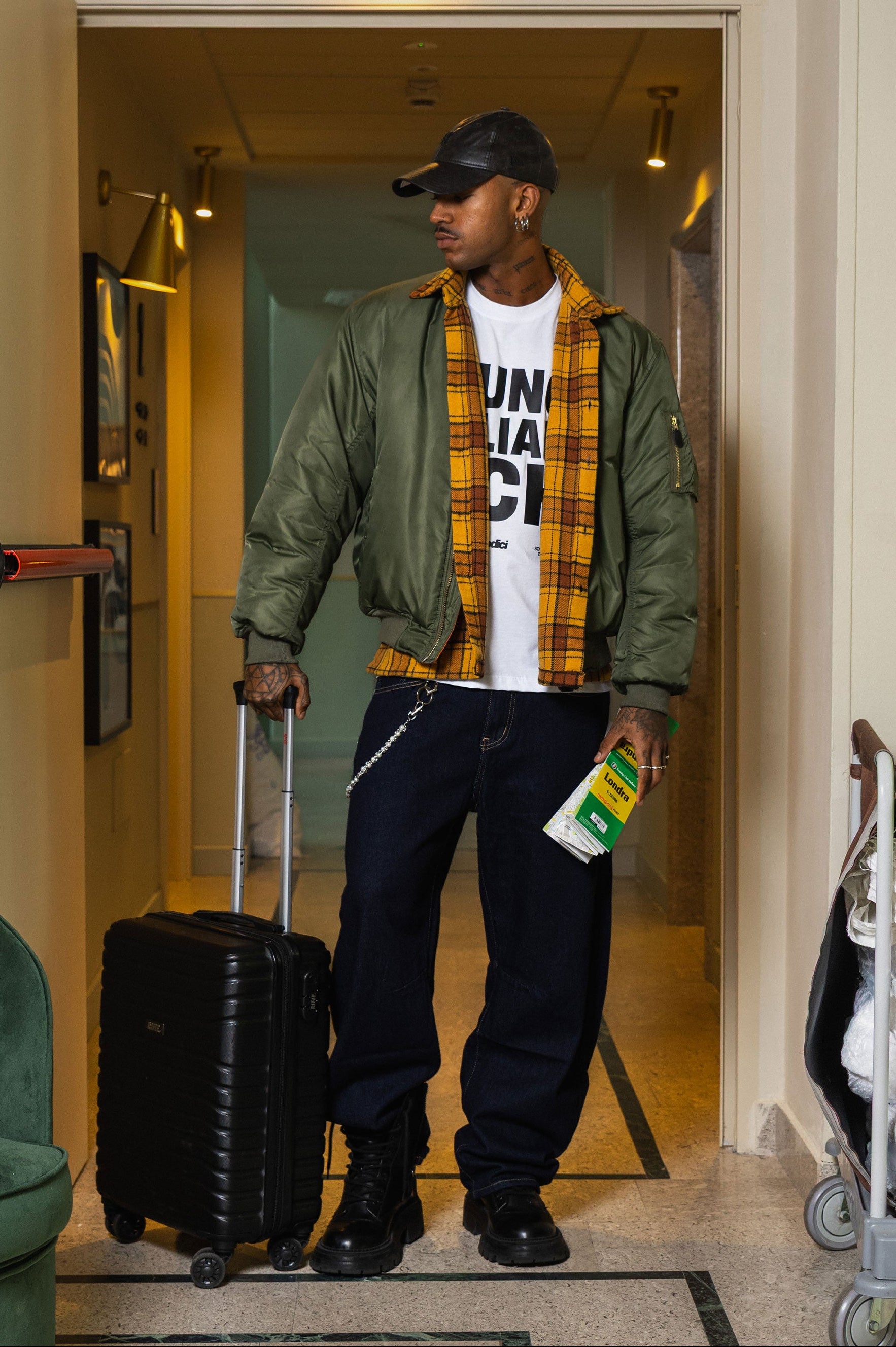 "WORLD TOUR" Bomber Military look