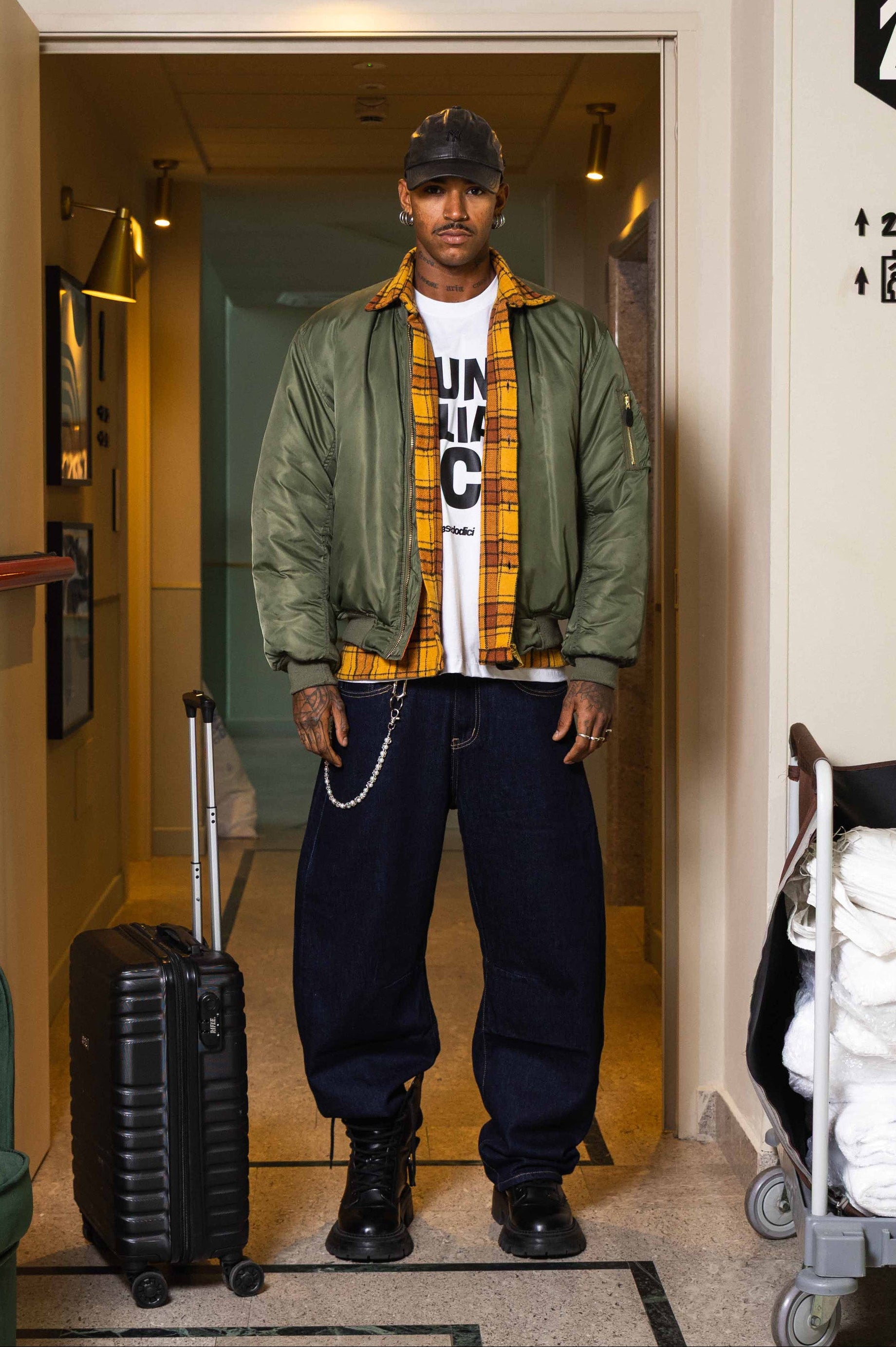 "WORLD TOUR" Bomber Military look