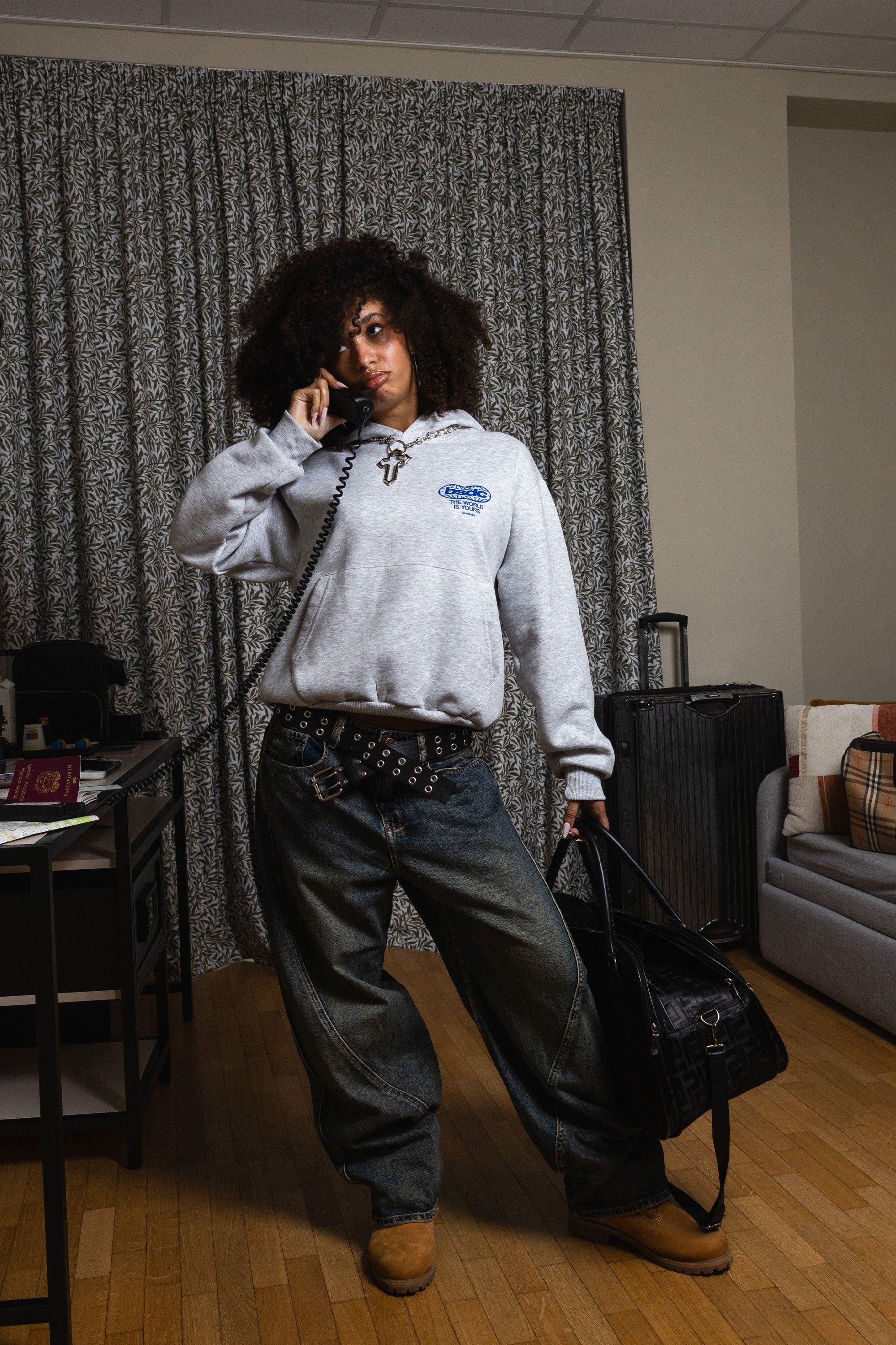 Hoodie "WORLD TOUR" Diplomatic Immunity AshGrey