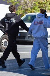 “KILLED ROMANCE” Zip Hoodie & Cargo look