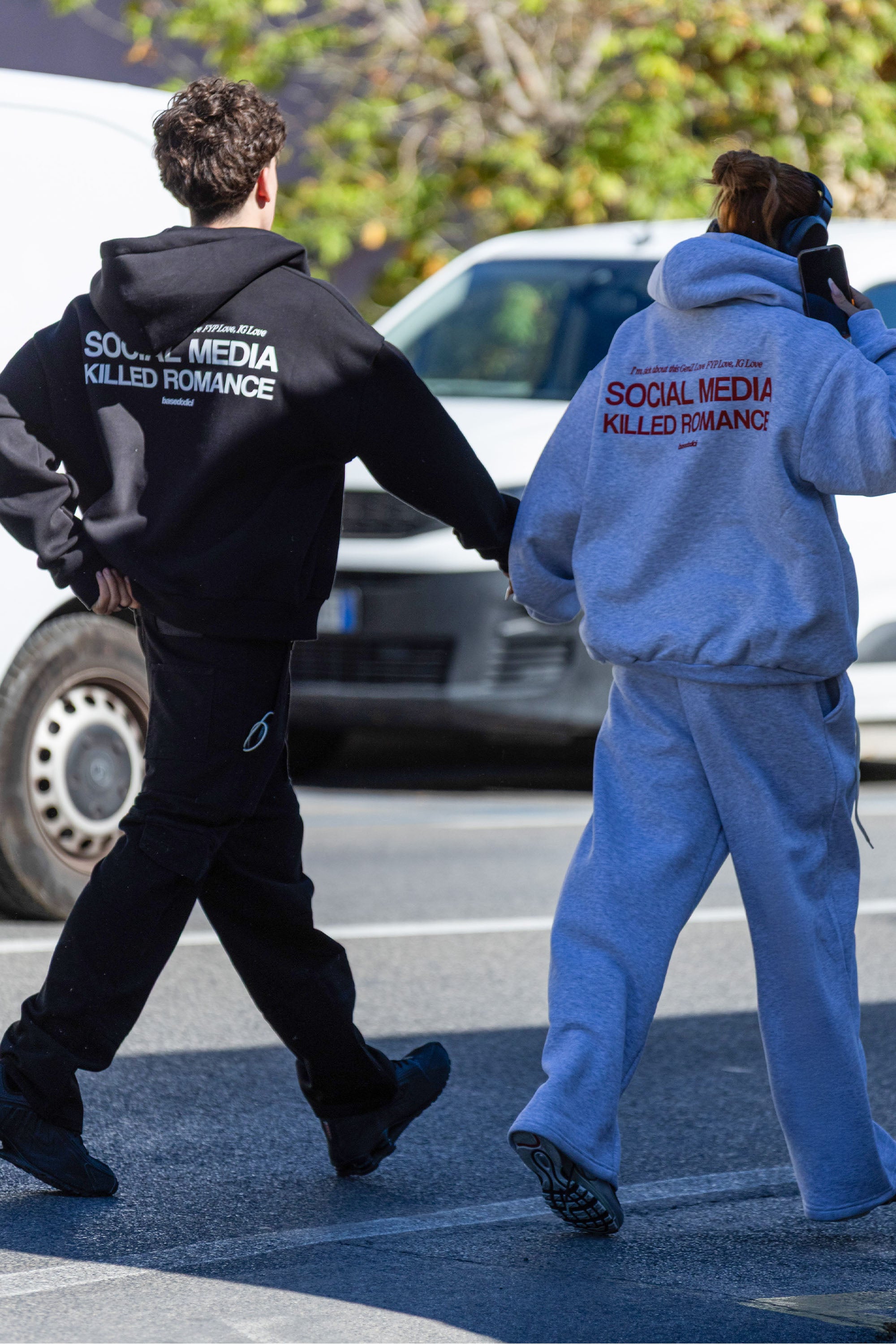 “KILLED ROMANCE” Zip Hoodie & Cargo look