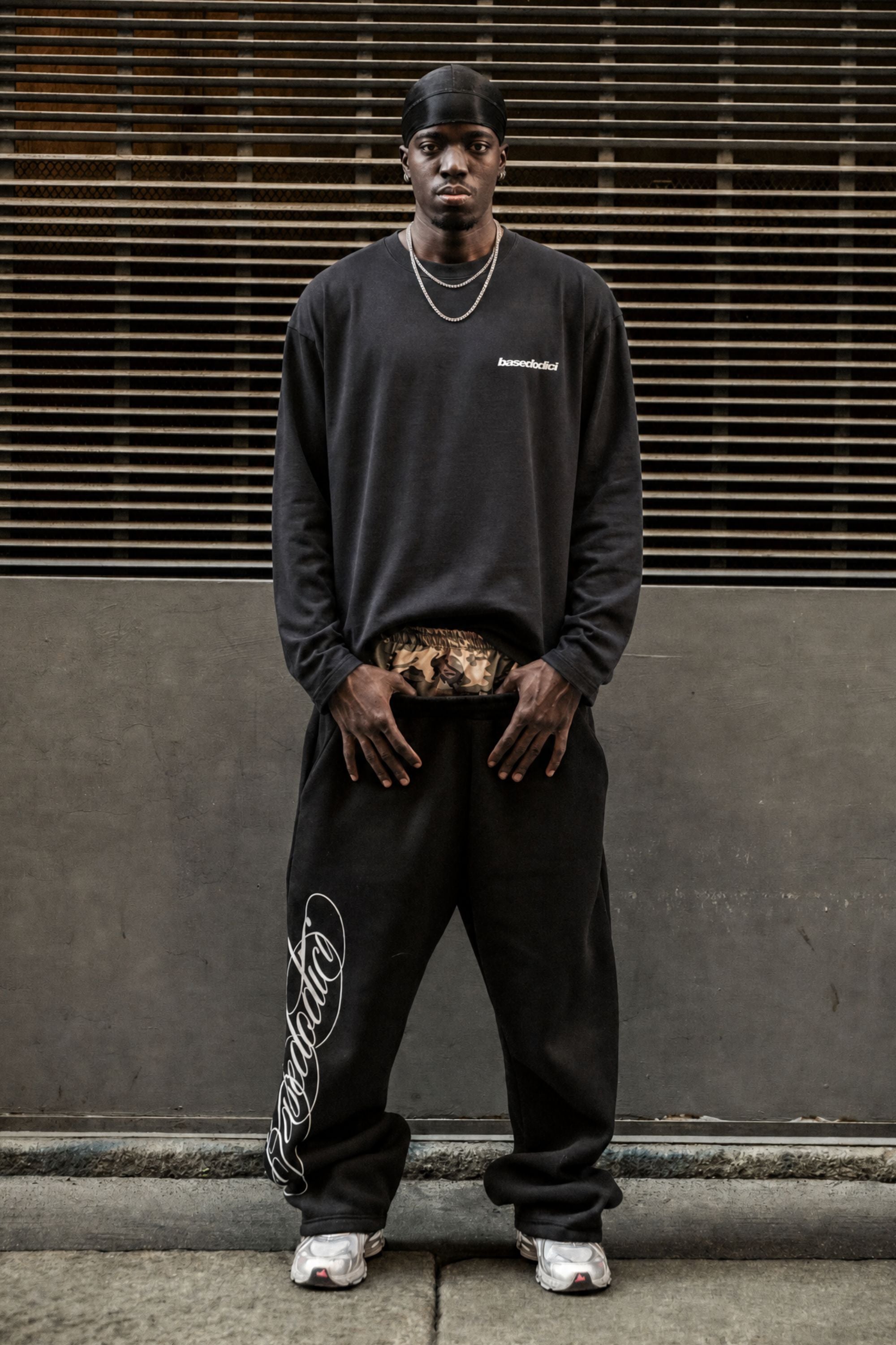 FREE Longsleeve "BROKENNESS" Set The Rules Black