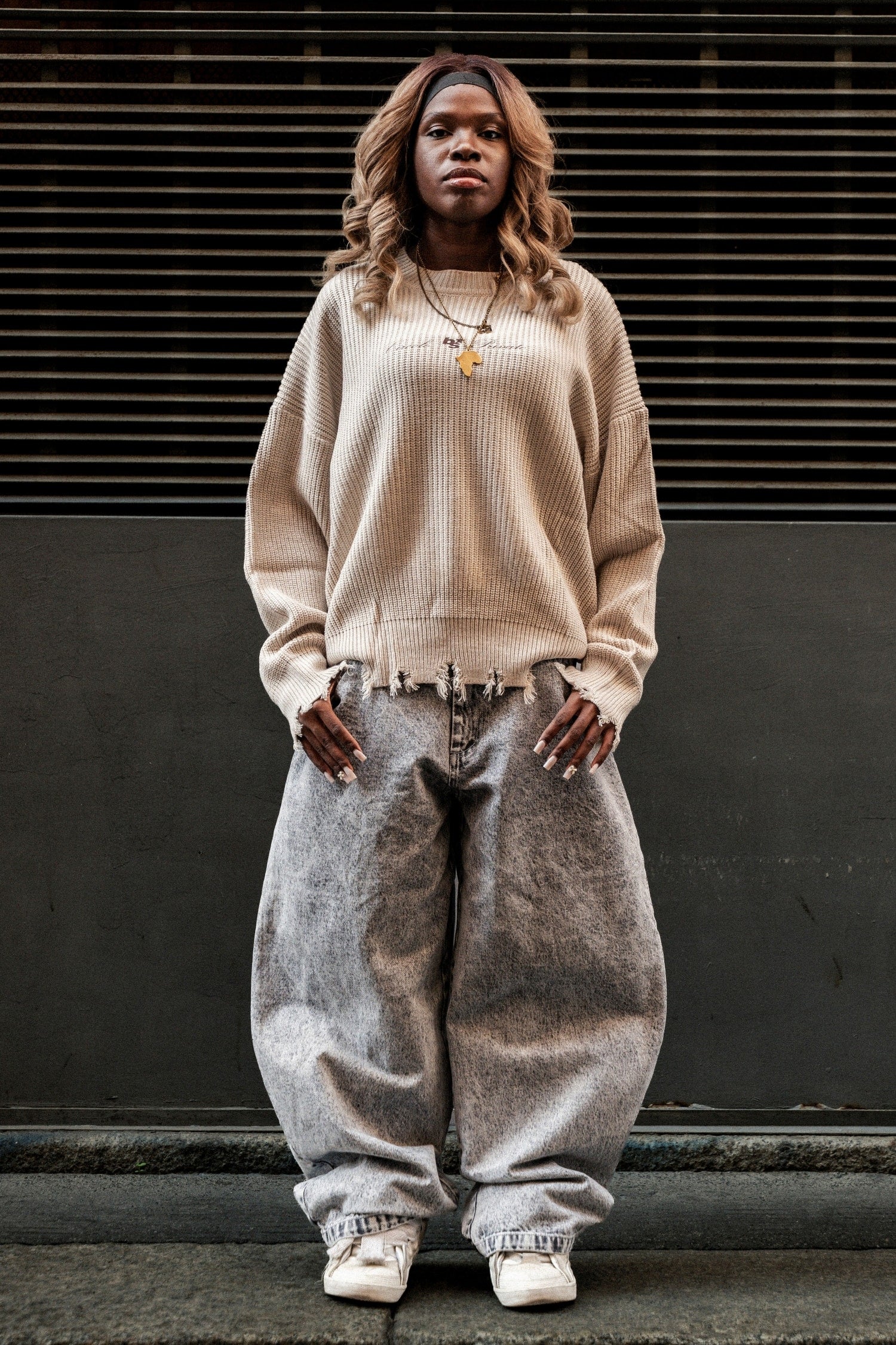 Knitwear "BROKENNESS" Shoulder Logo Cream