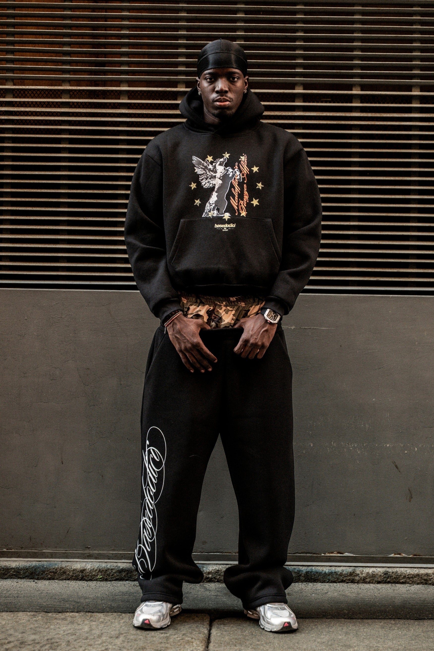 Hoodie "BROKENNESS" Malaffare Black