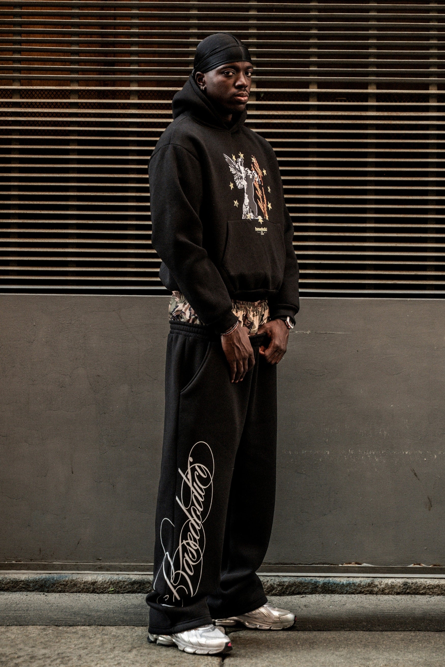 Hoodie "BROKENNESS" Malaffare Black