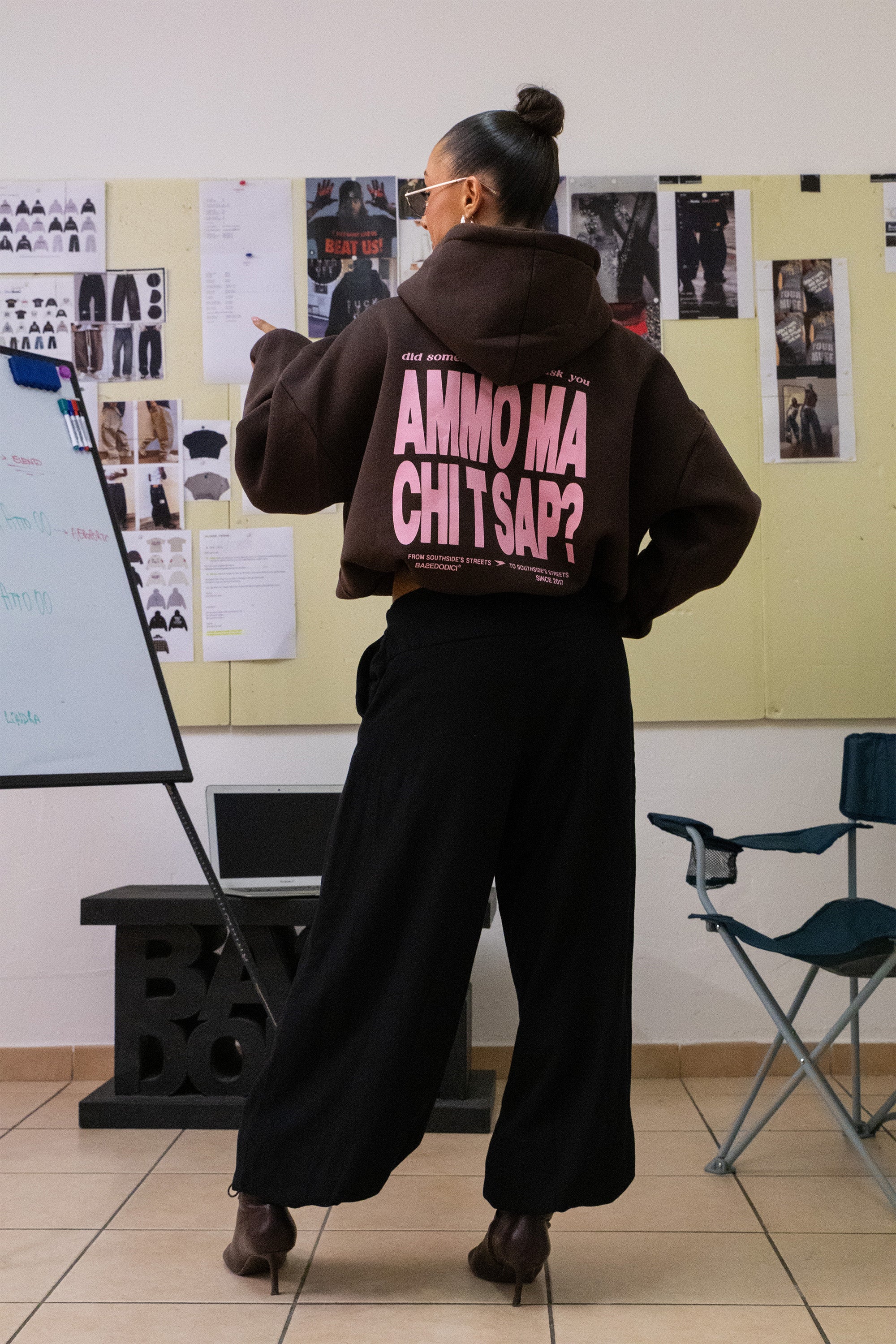Hoodie "AMMO" CHI'T'SAP Cactus Brown/Pink
