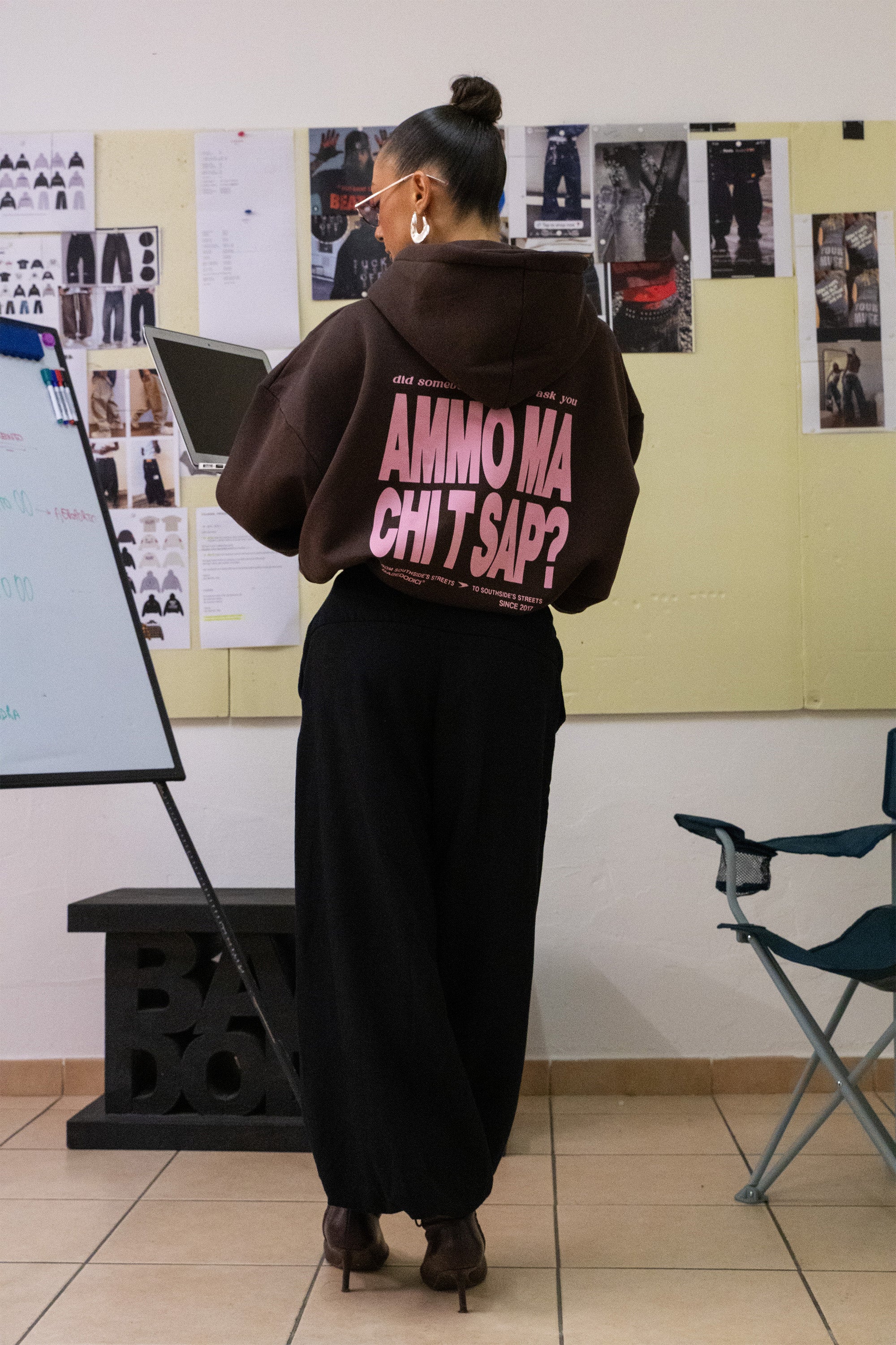 Hoodie "AMMO" CHI'T'SAP Cactus Brown/Pink