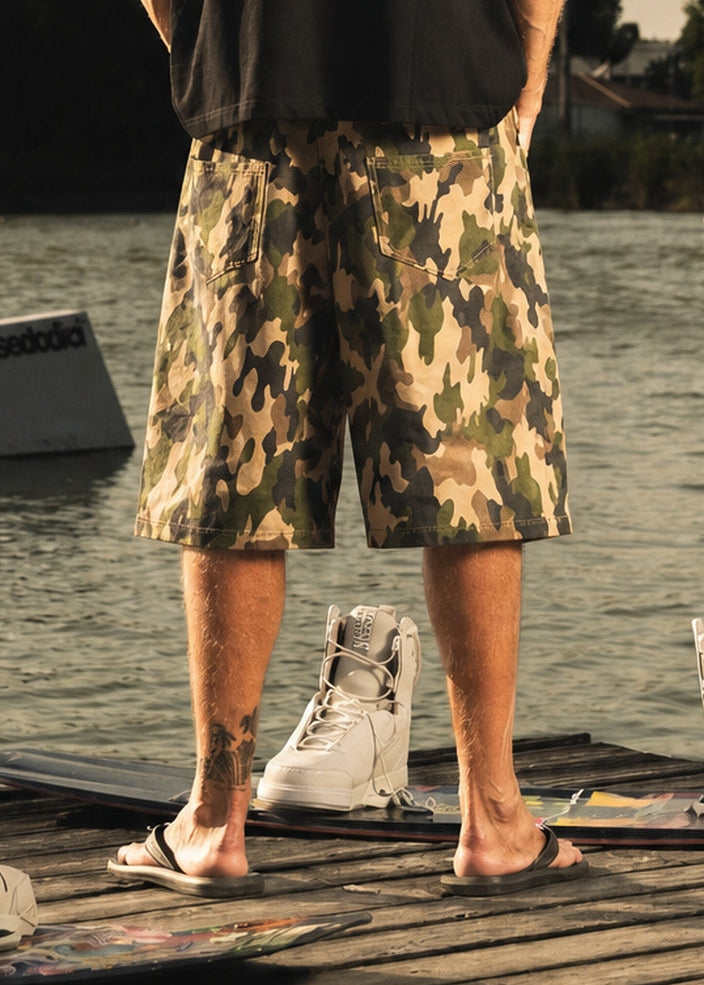 AI_CROP_INDOSSATO_back_282e3e49-1e3c-440d-aaeb-88543f06105e.jpg