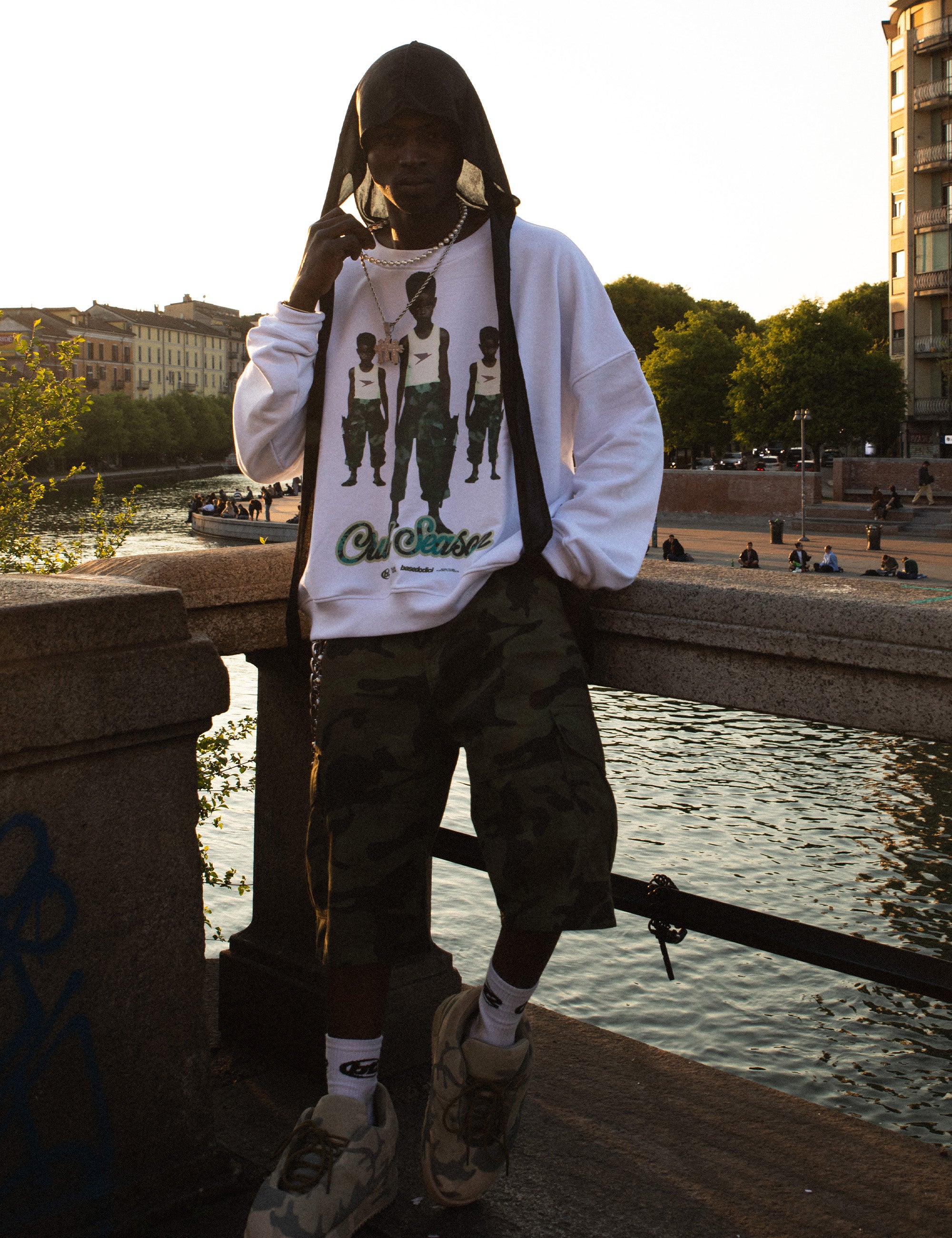 CREWNECKCRUELWHITE_creative_web_0001_7ccopy.jpg