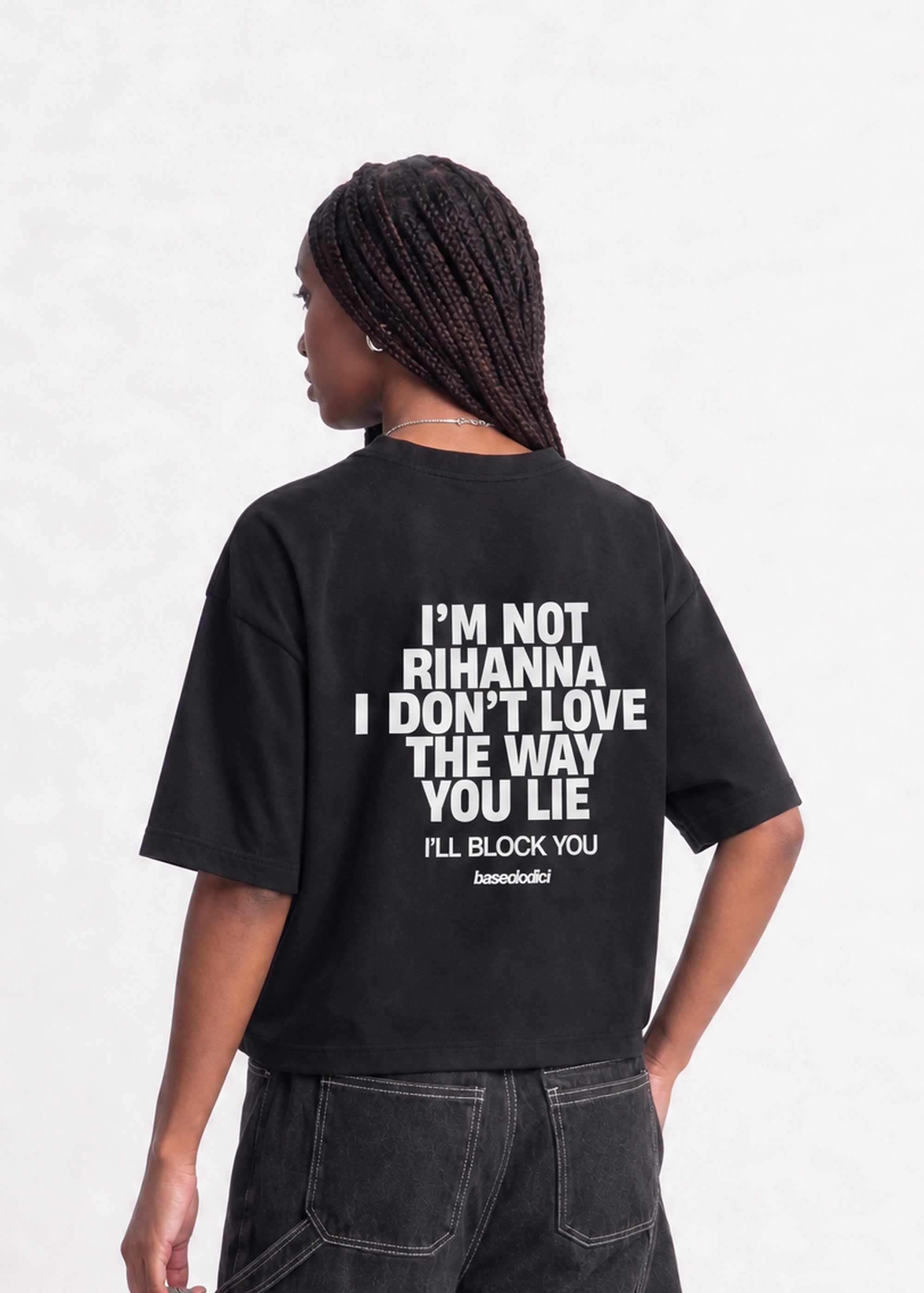 CROP_INDOSSATO_172256_BACK_87707395-0824-41d4-bd83-182292c15c33.jpg