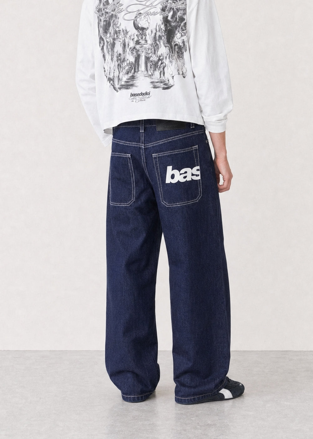 CROP_INDOSSATO_BACK_0c6384cd-f8ba-483d-97c0-310ac0b3458b.jpg