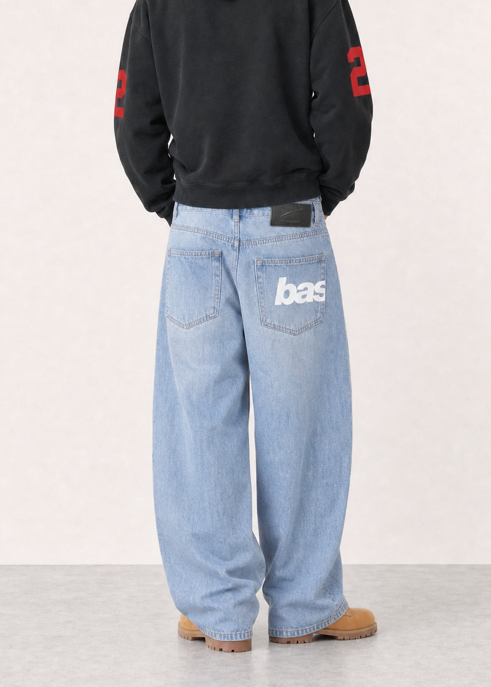 CROP_INDOSSATO_BACK_33dfebd2-2ff8-4d21-a2ab-98fdae7cbe27.jpg