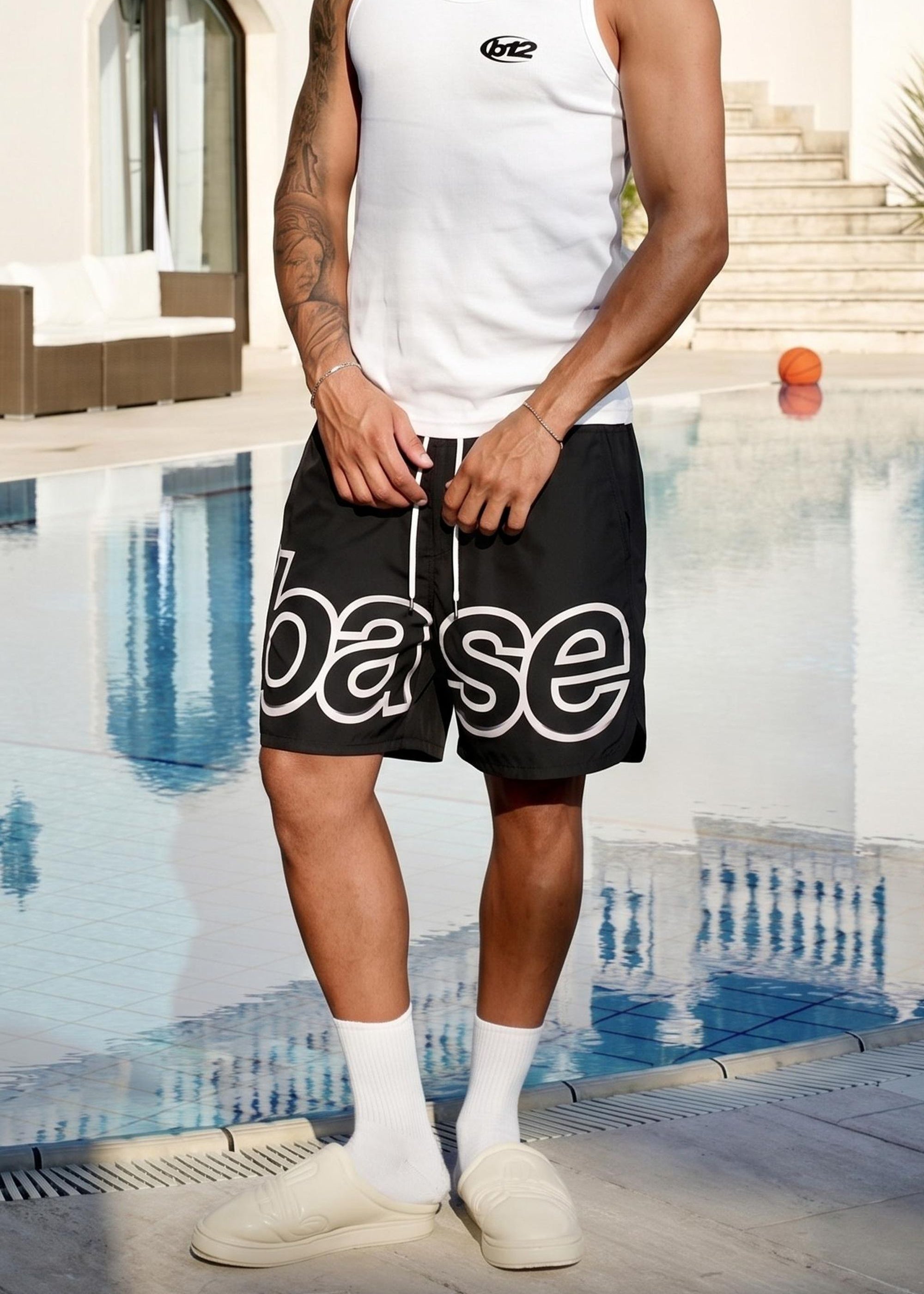 CROP_INDOSSATO_GEN-SwimShortBASEBlack-White.jpg