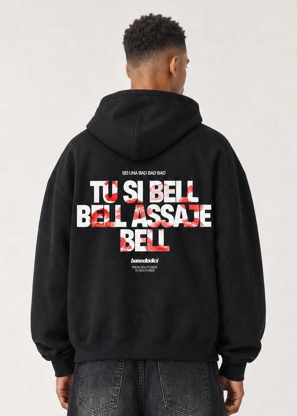 CROP_INDOSSATO_Hoodie_VIRAL_EDIT_TU_SI_BELL_BELL_Black-Kiss_Ronaldo.jpg