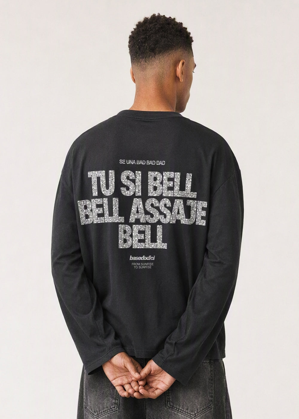 CROP_INDOSSATO_LongsleeveVIRALEDITTUSIBELLBELLBlack-Glitter_Ronaldo.jpg