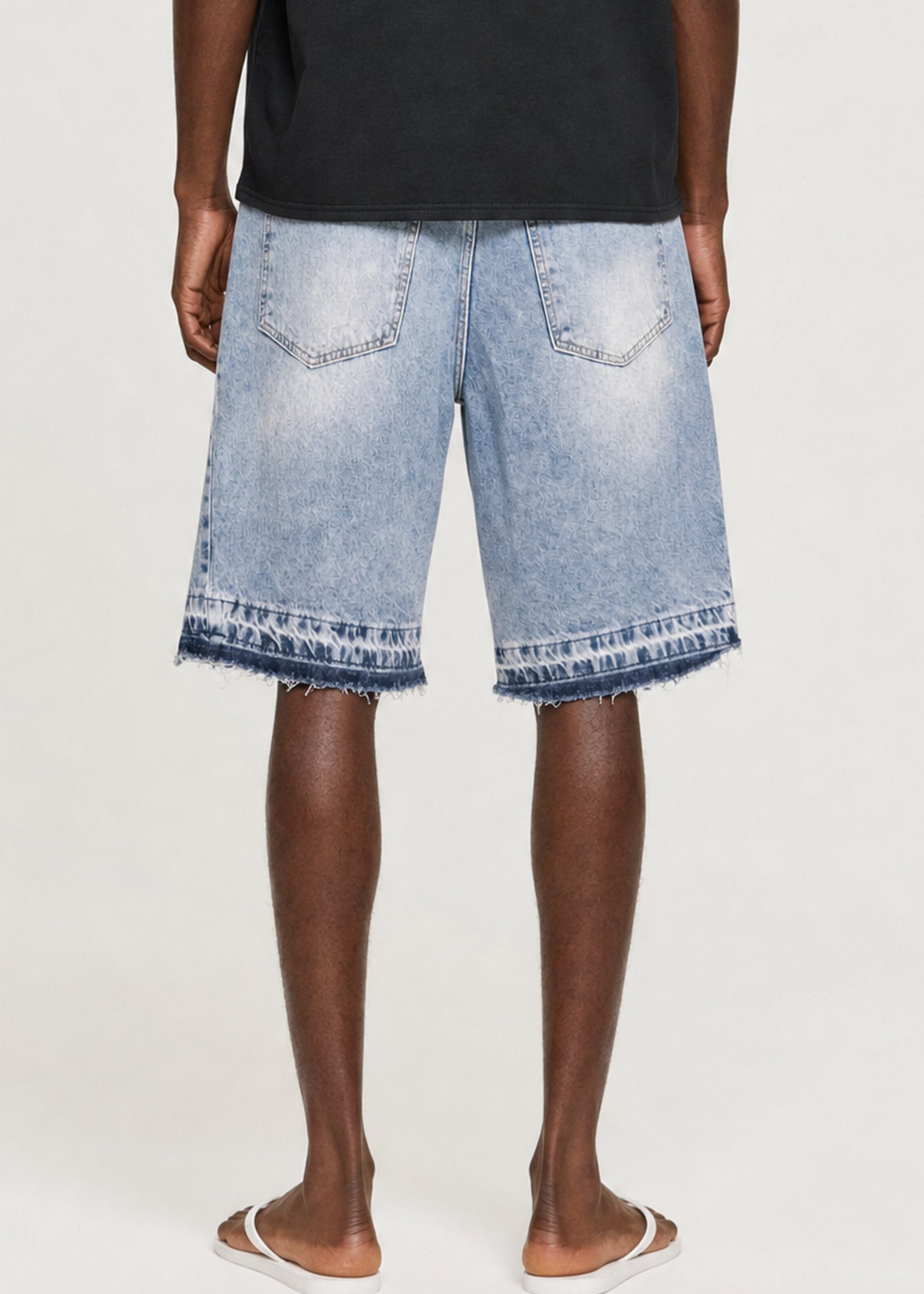 CROP_INDOSSATO_back_e87ea80e-5f46-4eaf-a3c8-667c204fe78b.jpg
