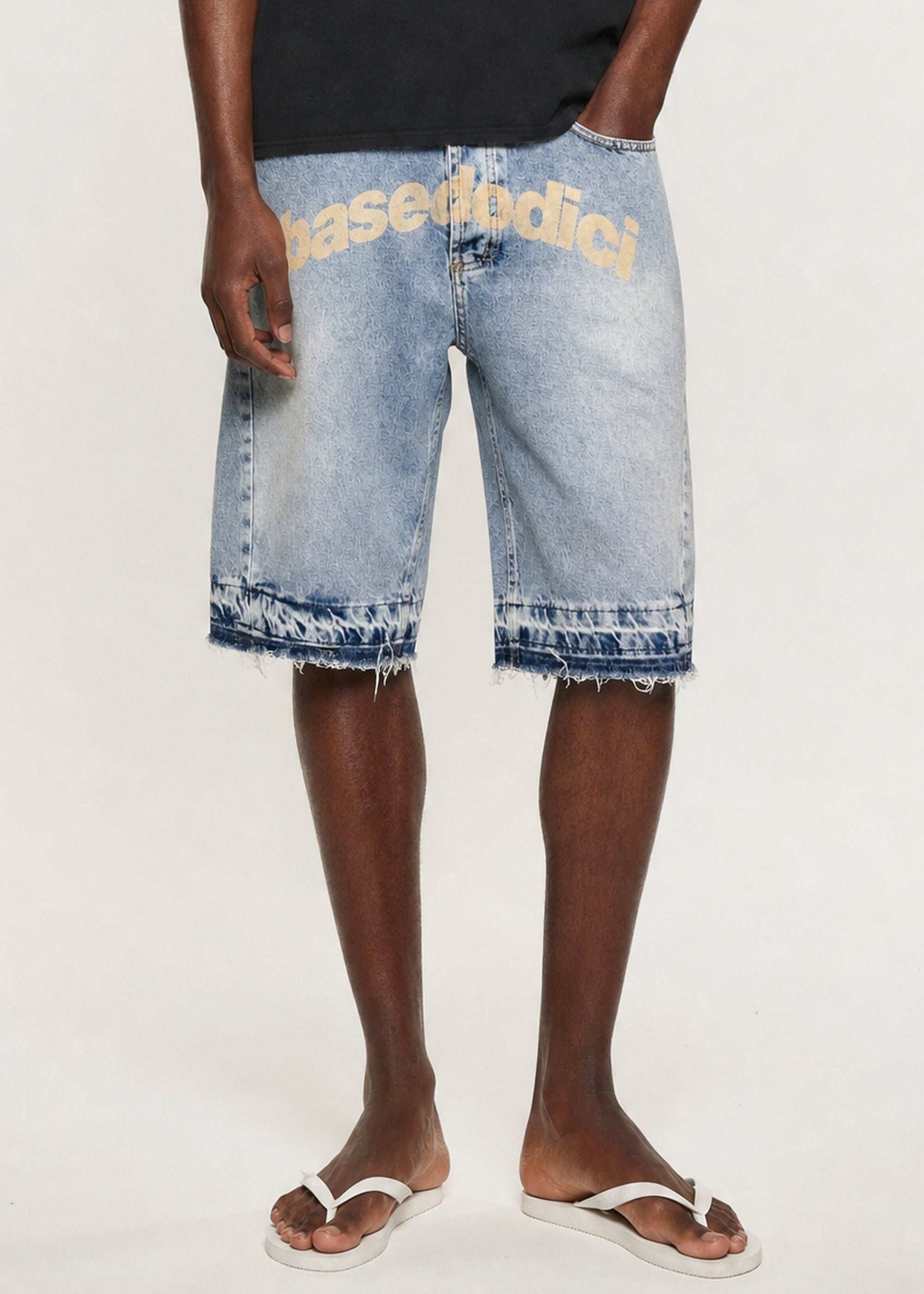 CROP_INDOSSATO_front2.jpg