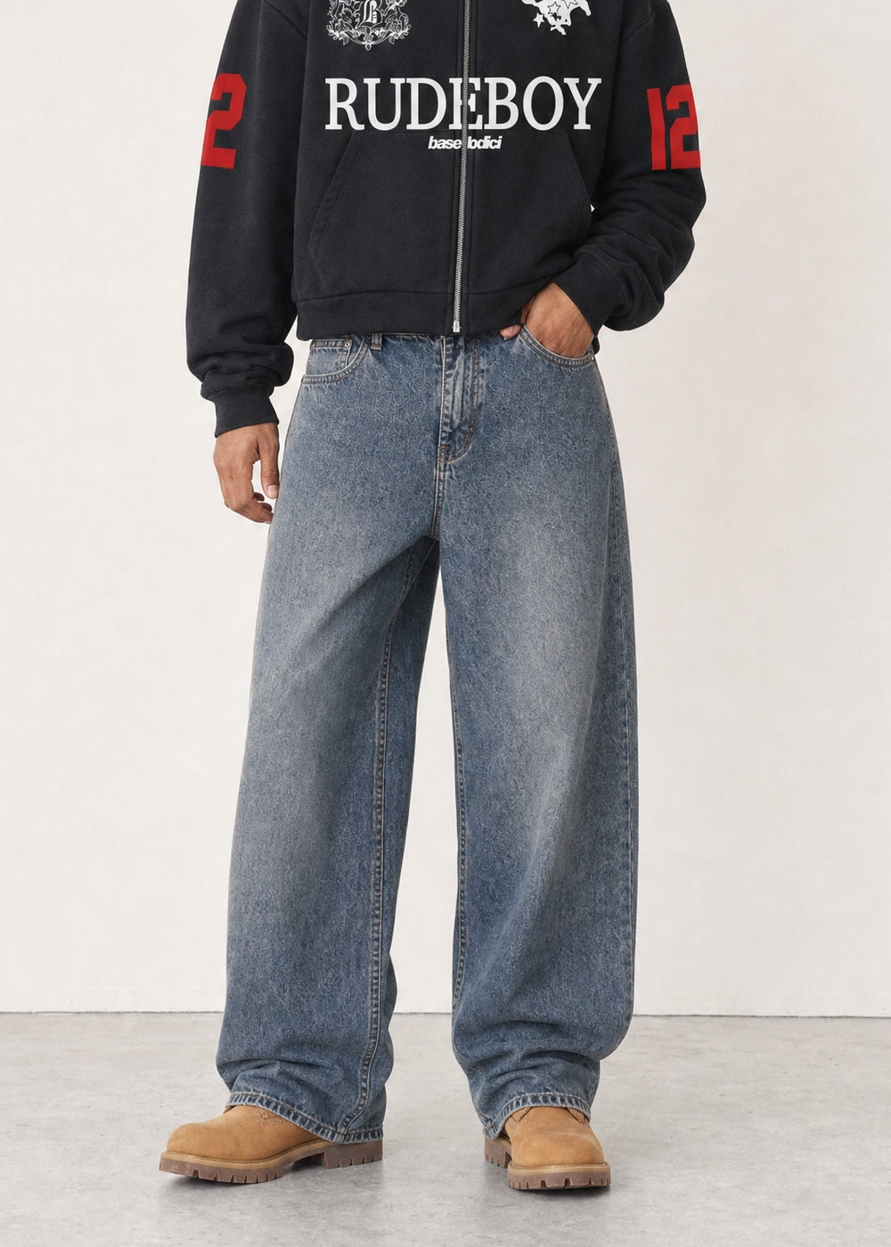 CROP_INDOSSATO_outfit3_ronaldo_front.jpg