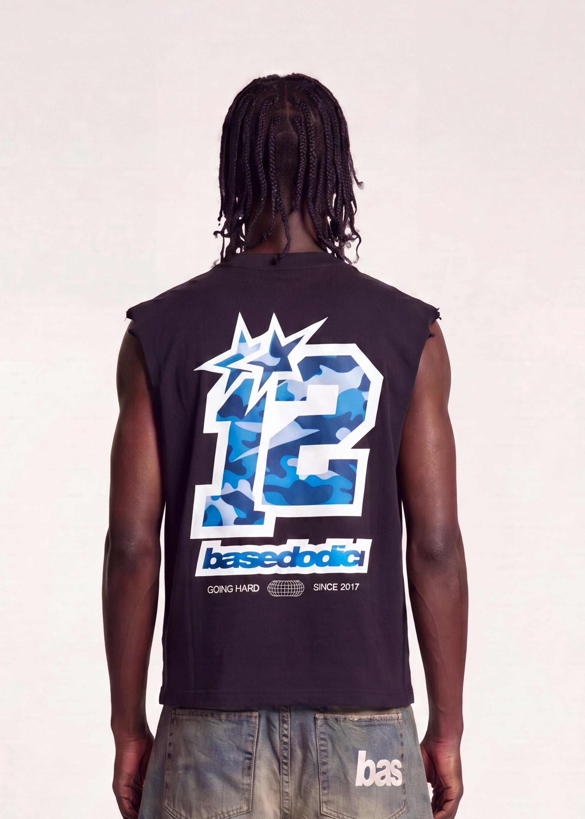 CROP_base1-camoblue-marcus-back.jpg