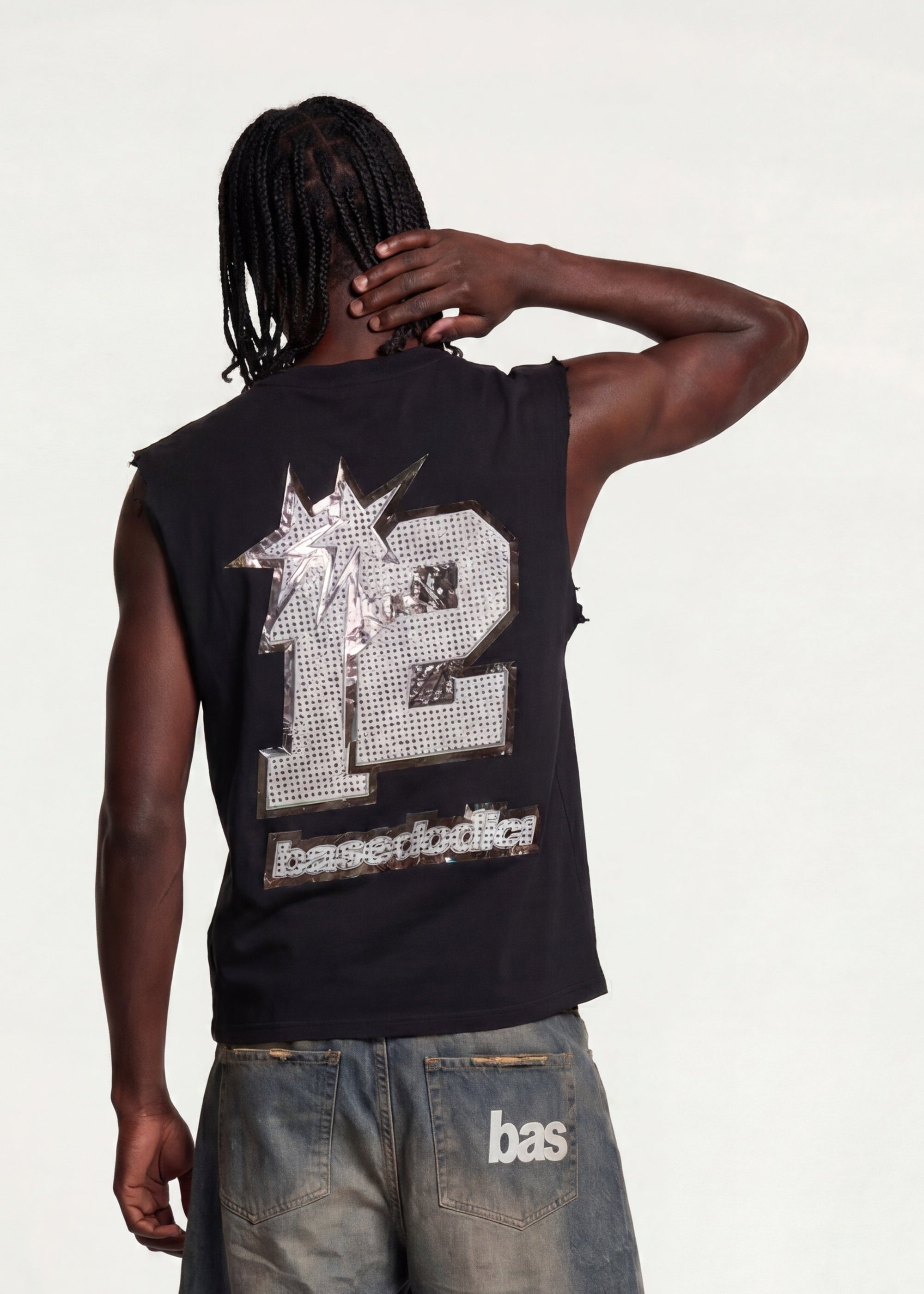 CROP_base1-grillz-marcus-back.jpg