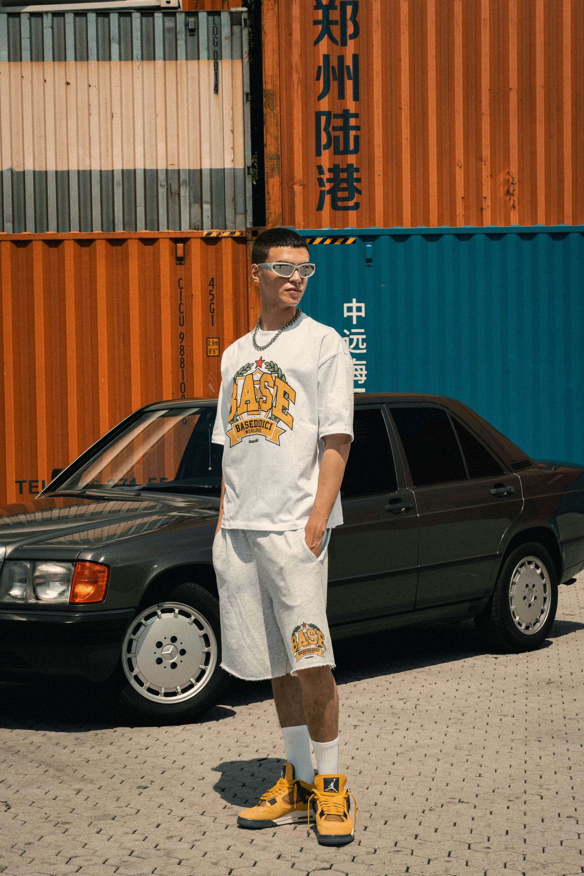 T-Shirt "LAST DELIVERY" University White