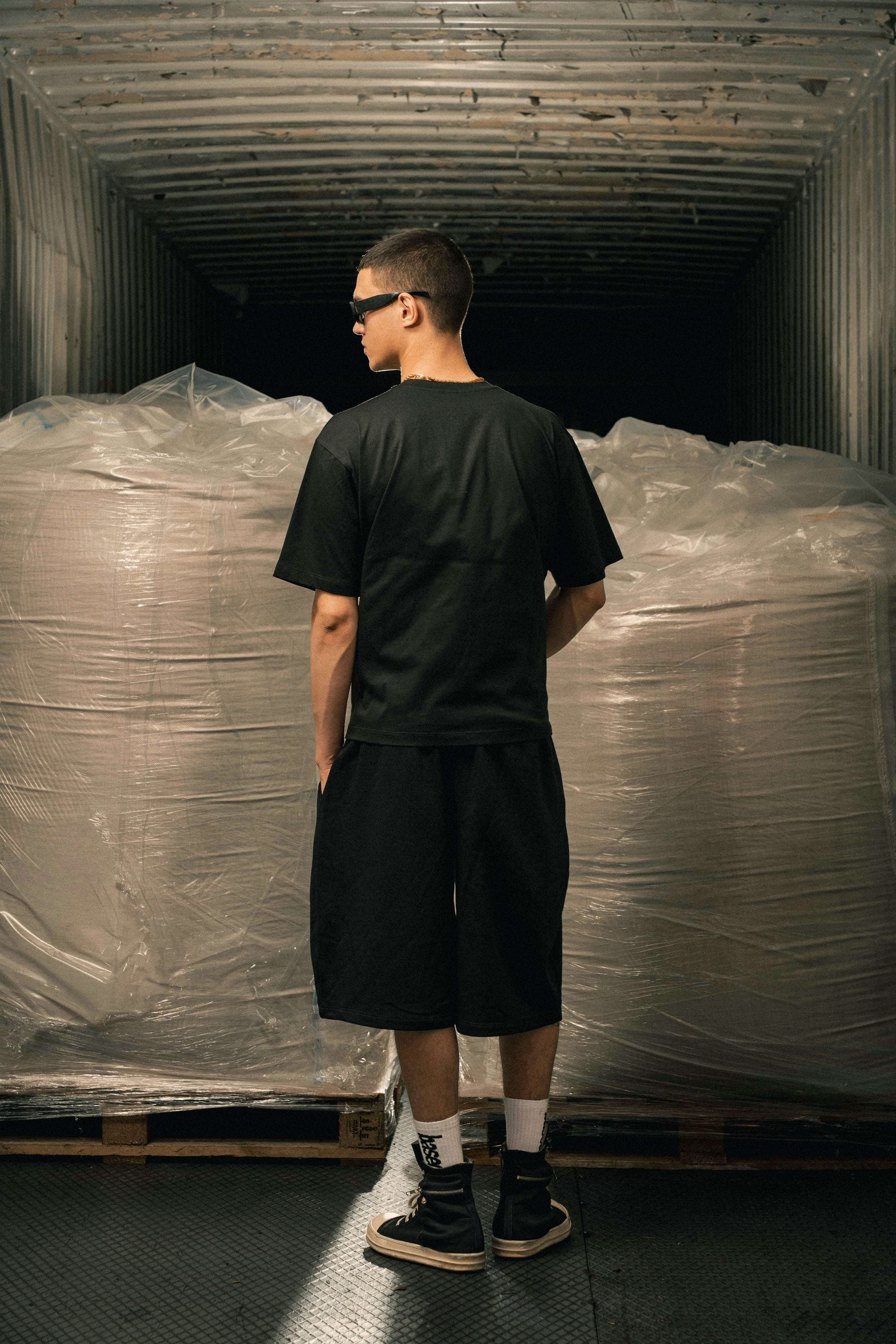 T-Shirt "LAST DELIVERY" University Black