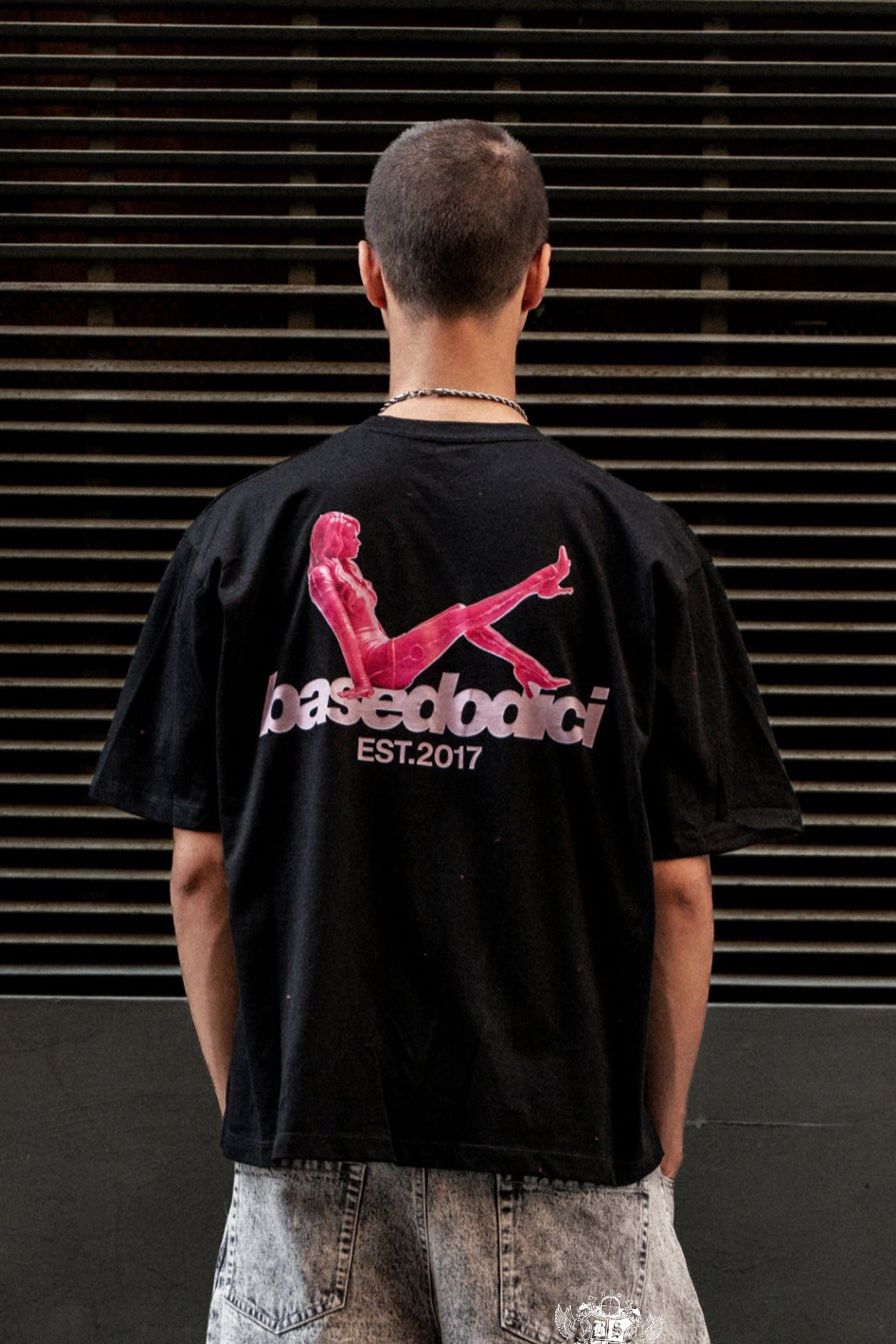 T-Shirt "BROKENNESS" Margot Black