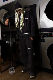 Fleece “COMFY” Front Logo Black/White