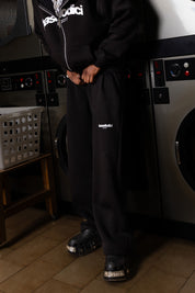 Fleece “COMFY” Front Logo Black/White