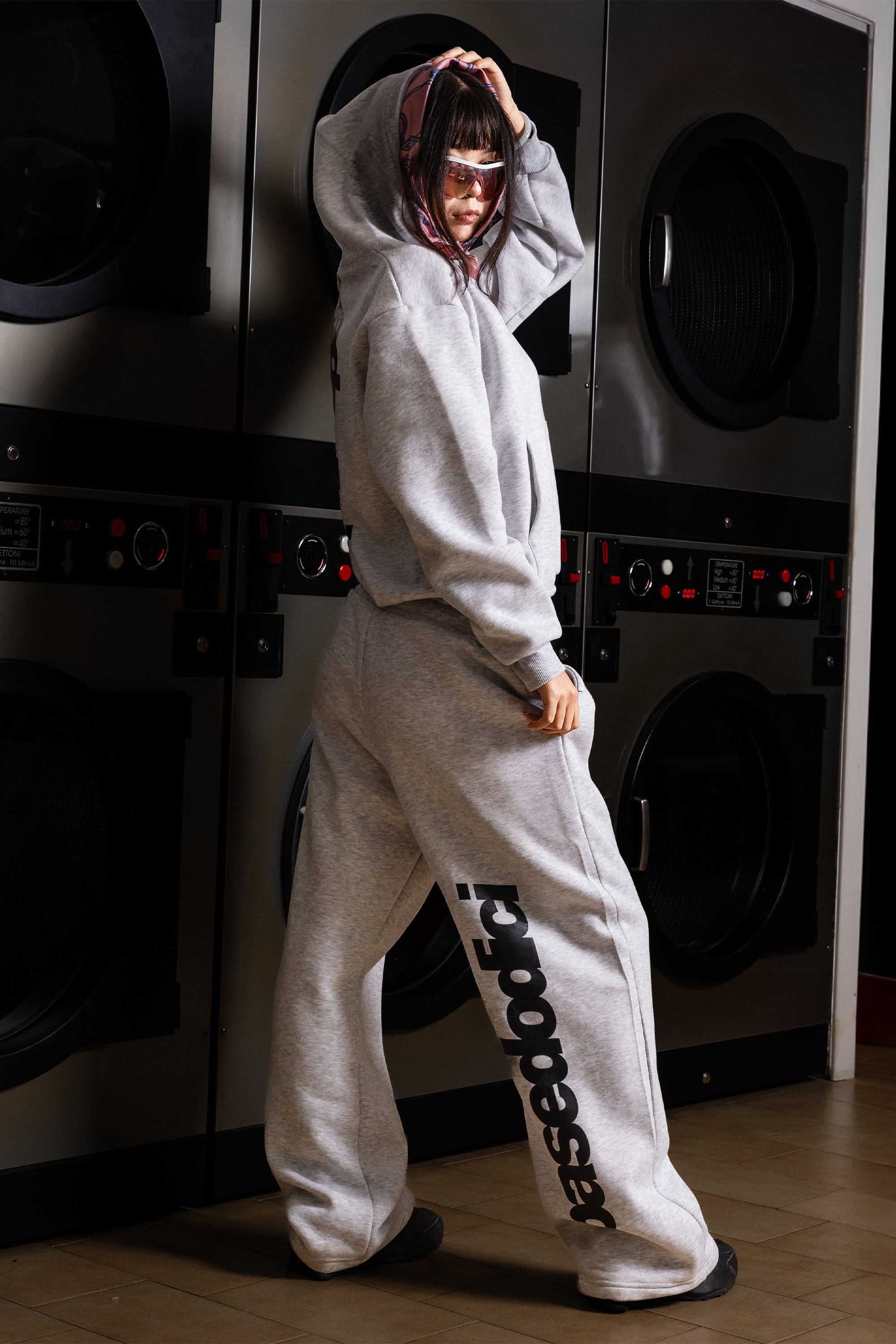 Fleece “COMFY” Vertical Logo AshGrey/Black