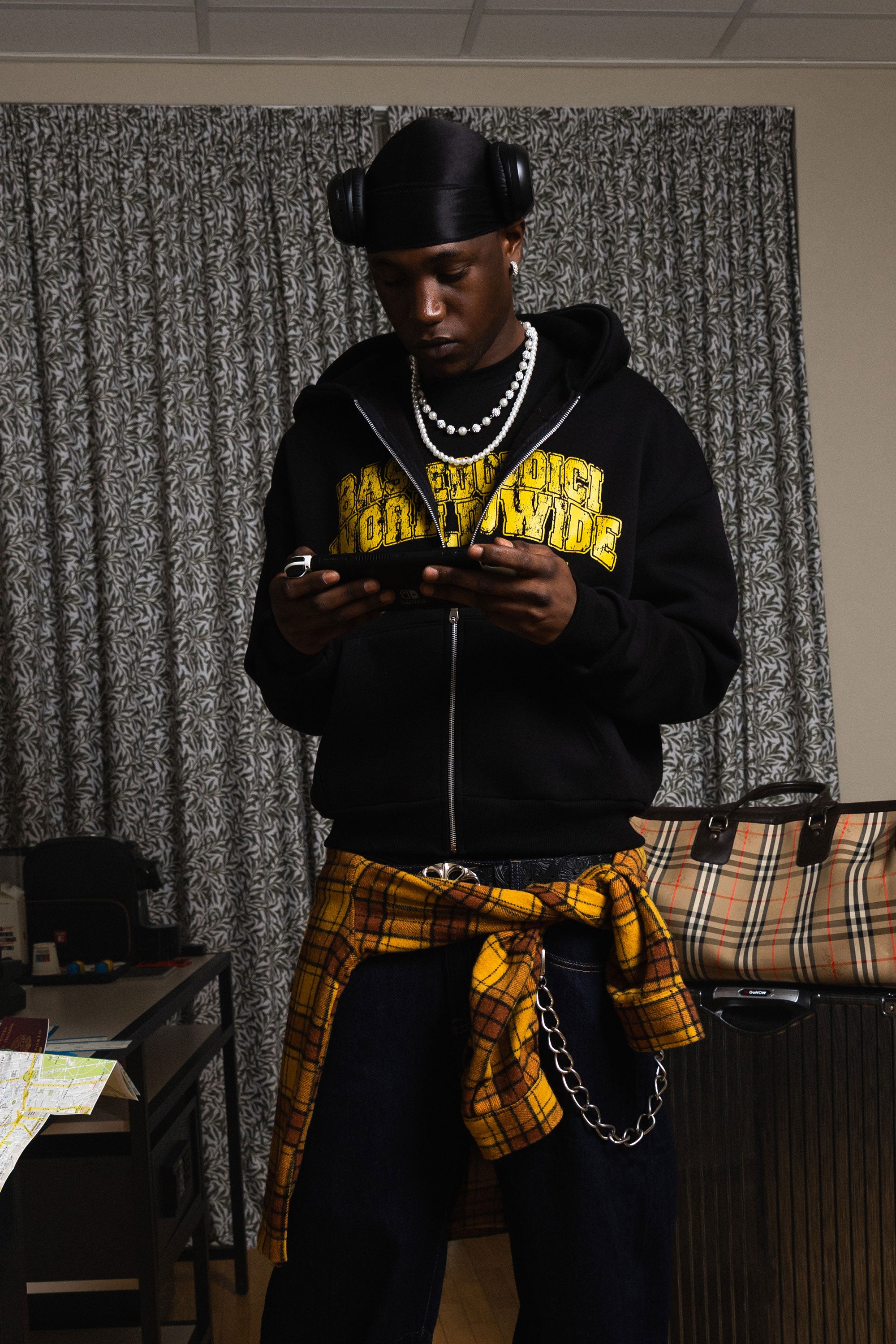Full Zip “WORLD TOUR” B12 Worldwide Black