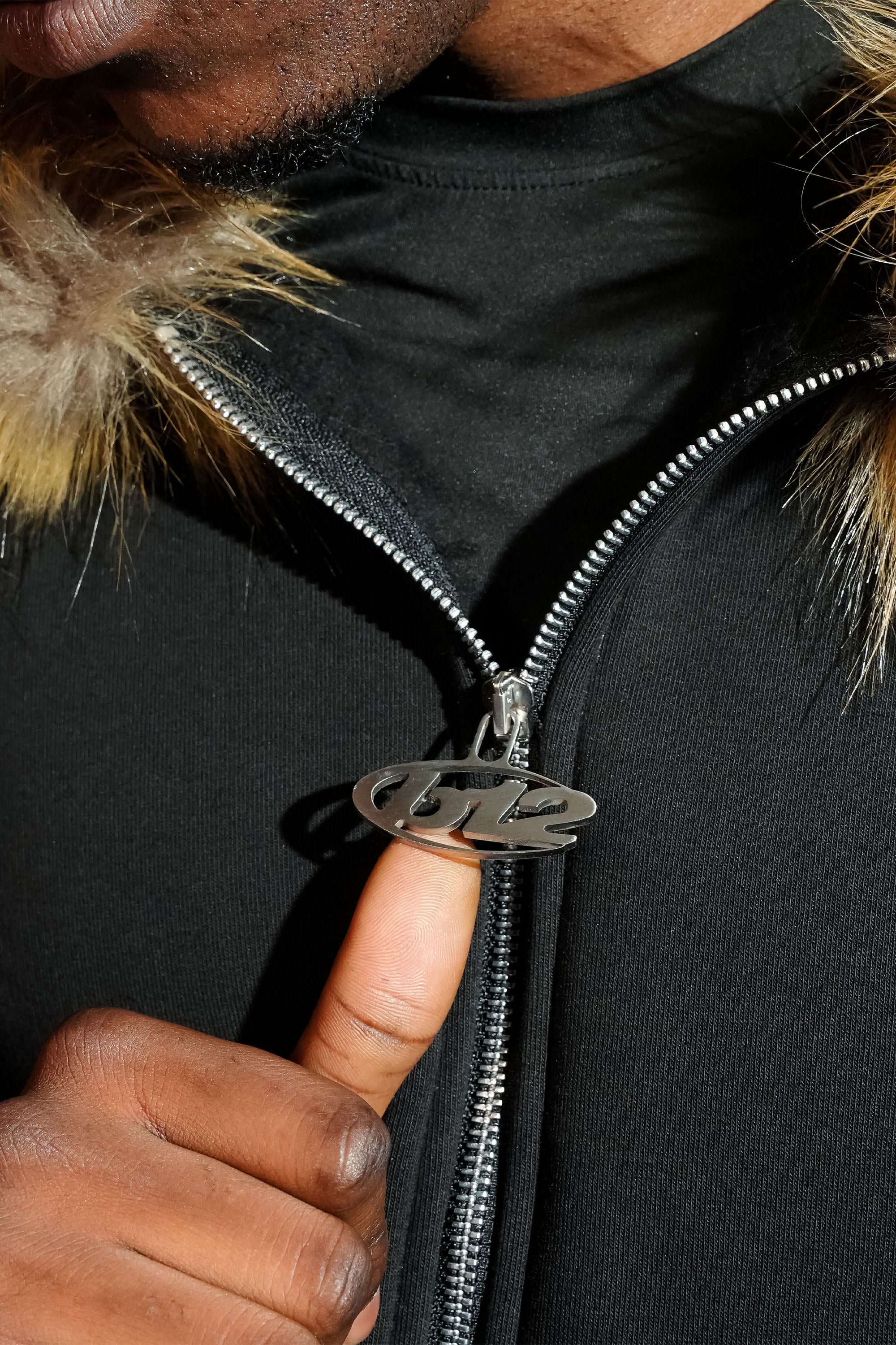 Look "RUDE DIAMOND" Script Black