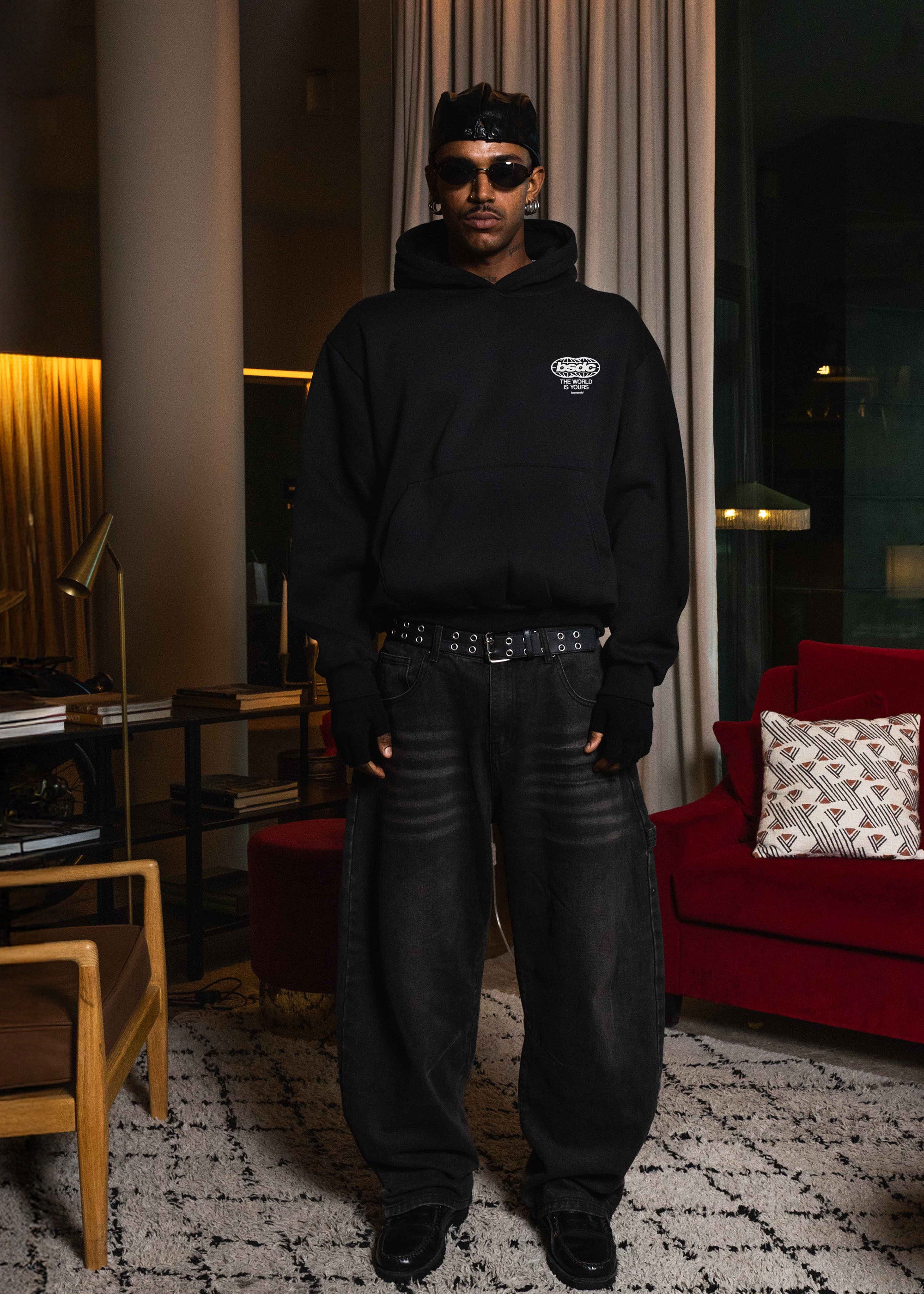 HOODIE-_WORLD-TOUR_-DIPLOMATIC-IMMUNITY-BLACK_14OCT25_02.jpg