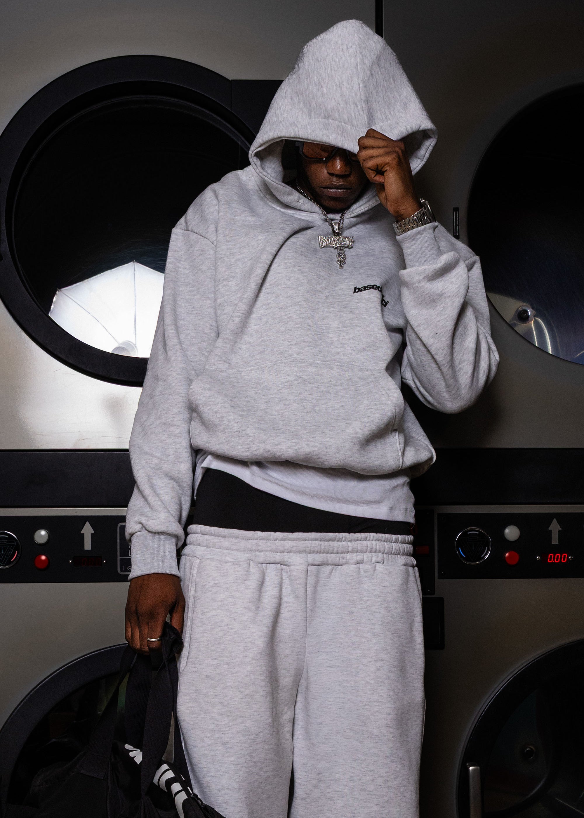 HOODIE_COMFY_VERTICALLOGOASHGREY_BLACK_0000_26copy.jpg
