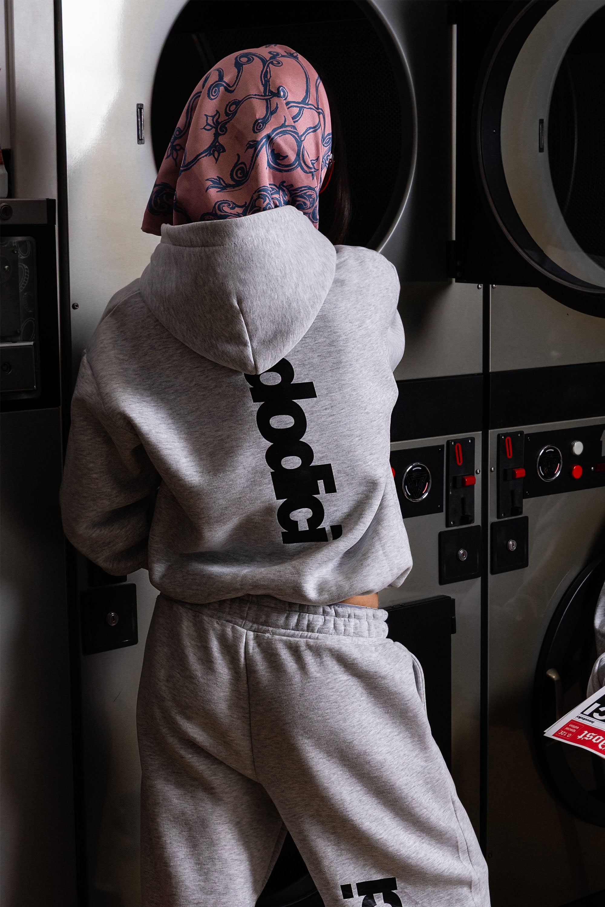 Hoodie “COMFY” Vertical Logo AshGrey/Black
