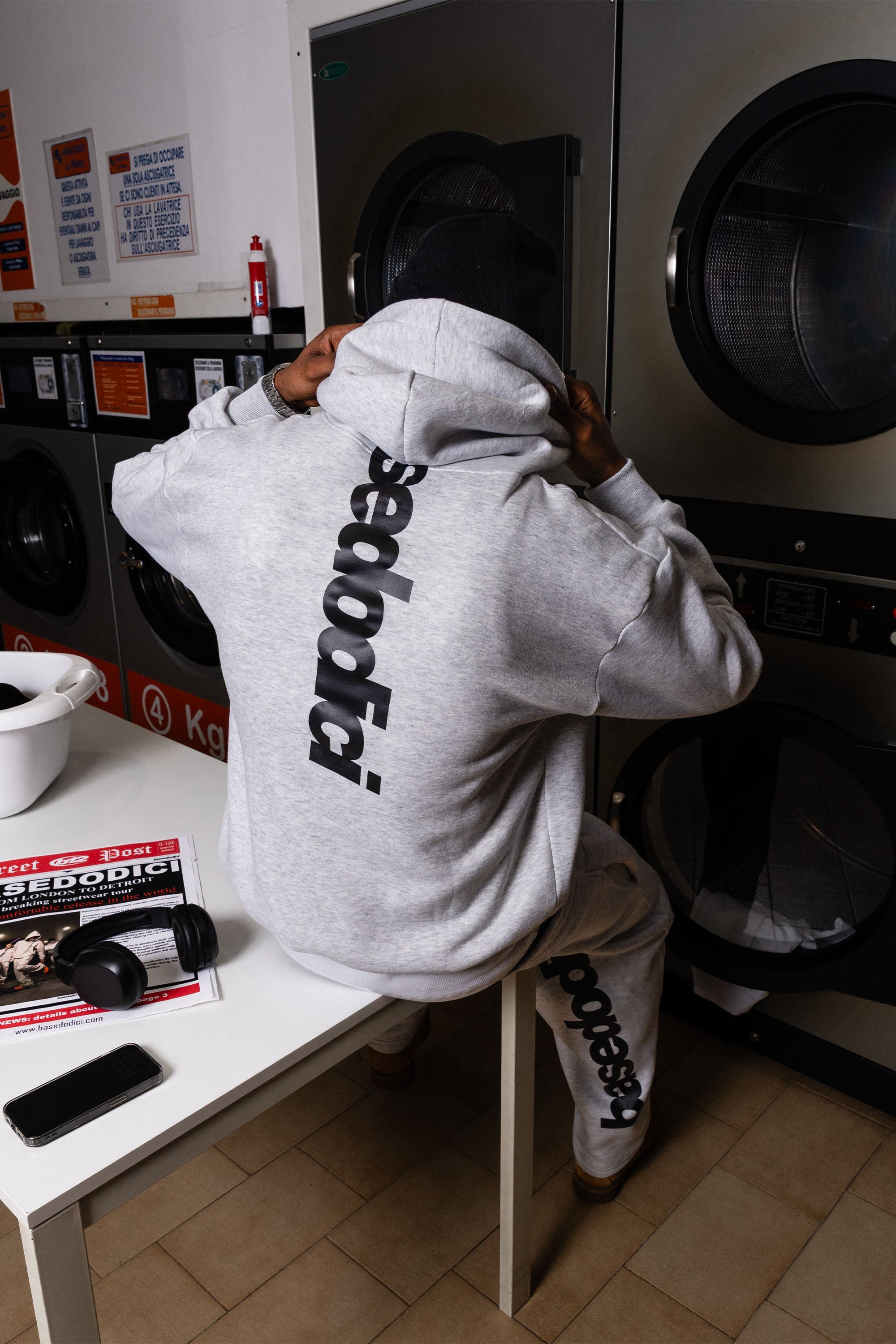 Hoodie “COMFY” Vertical Logo AshGrey/Black