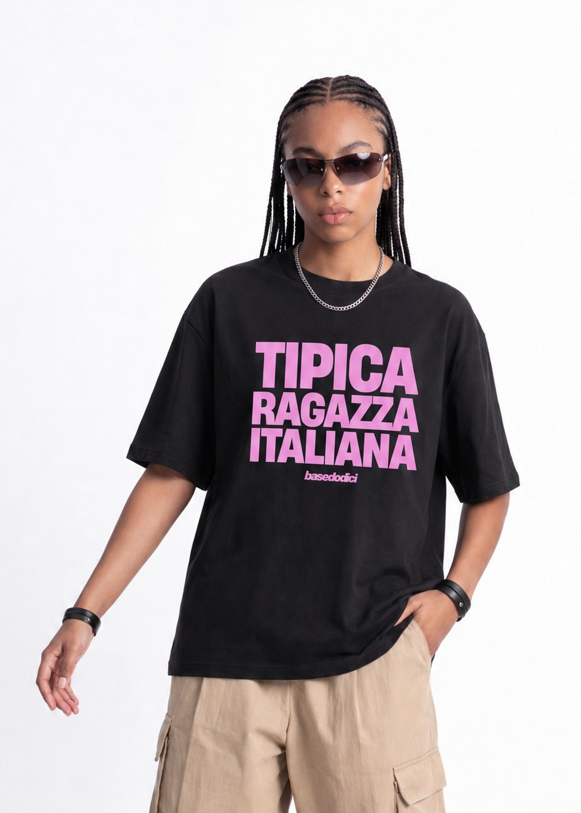 INDOSSATOCROP-DONNAT-ShirtCOPY_PASTERagazzaItalianaBlack-Pink.jpg