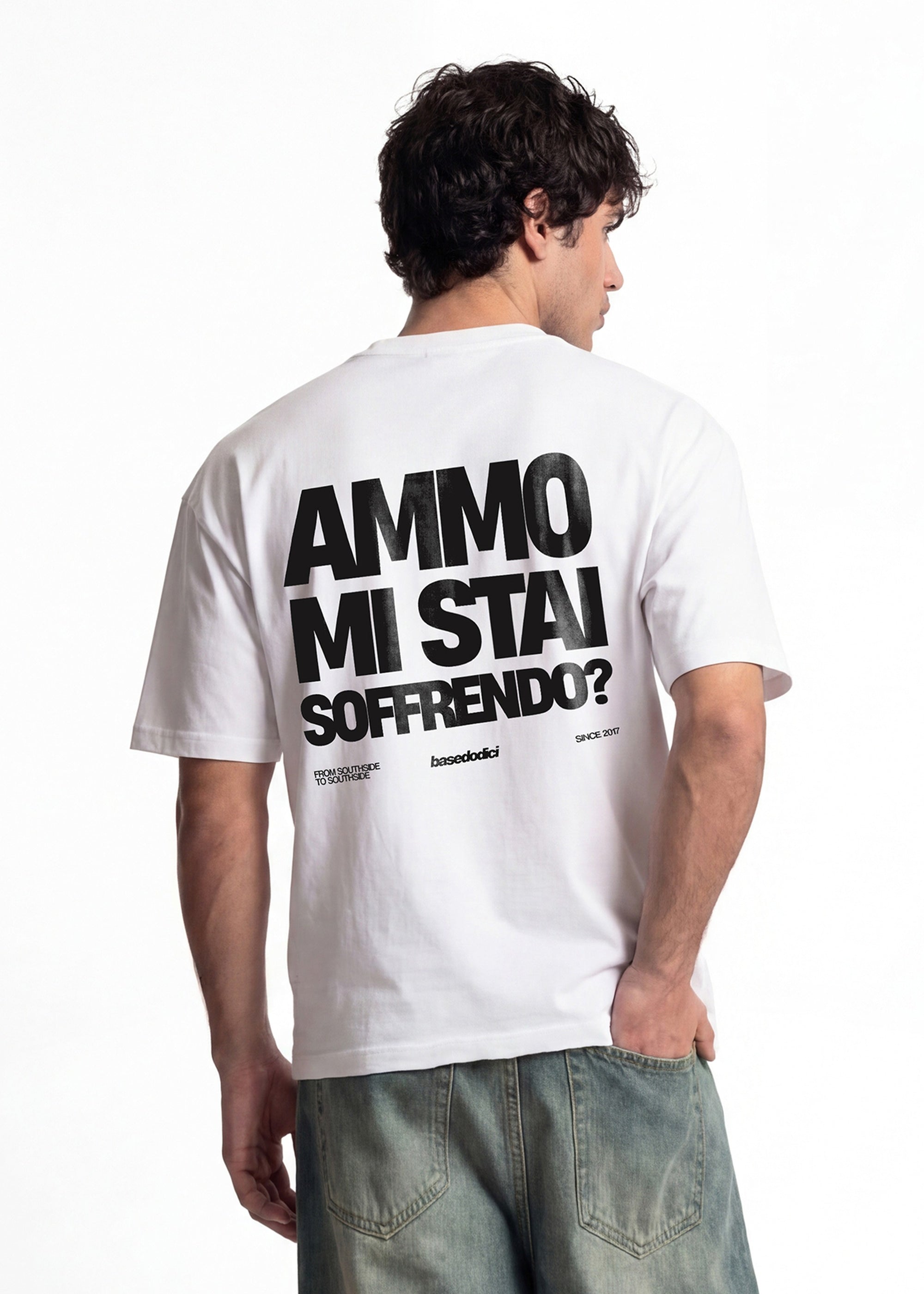INDOSSATOCROP-UOMOT-ShirtCOPY_PASTEMiStaiSoffrendoWhite-Black1.jpg