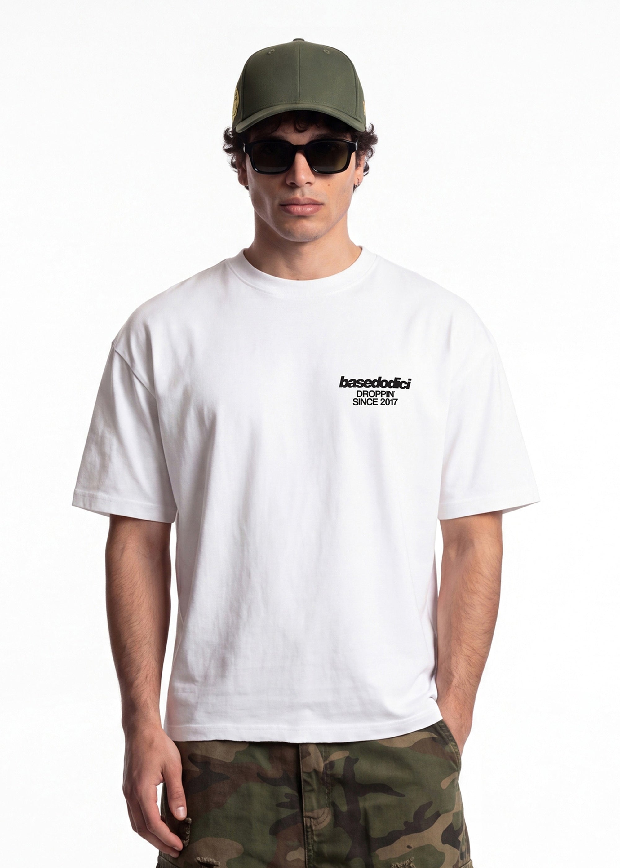 INDOSSATOCROP-UOMOT-ShirtCOPY_PASTETiAmoVenerdiWhite-Black2.jpg
