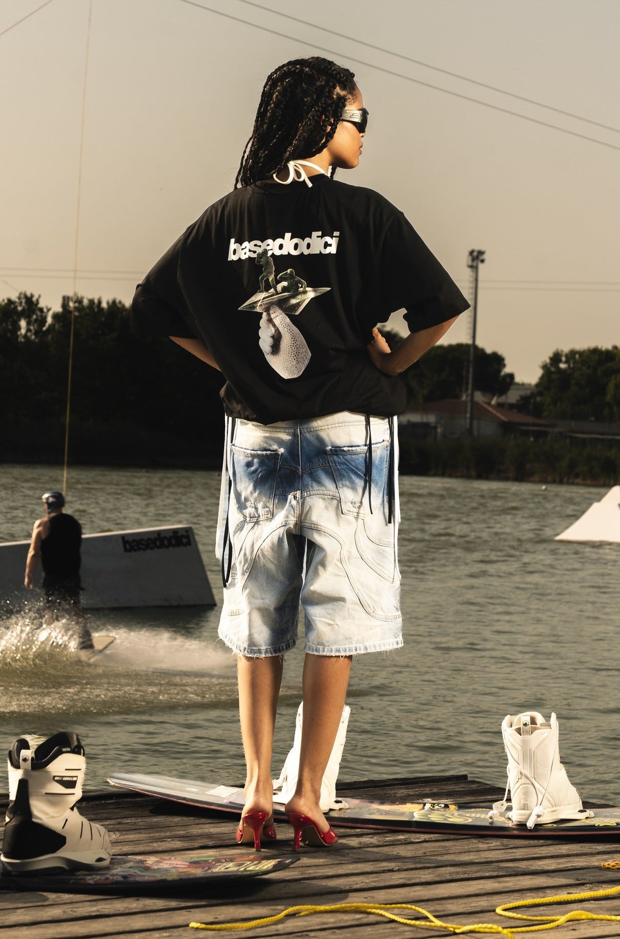 T-shirt "RIVIERA" Paper Black