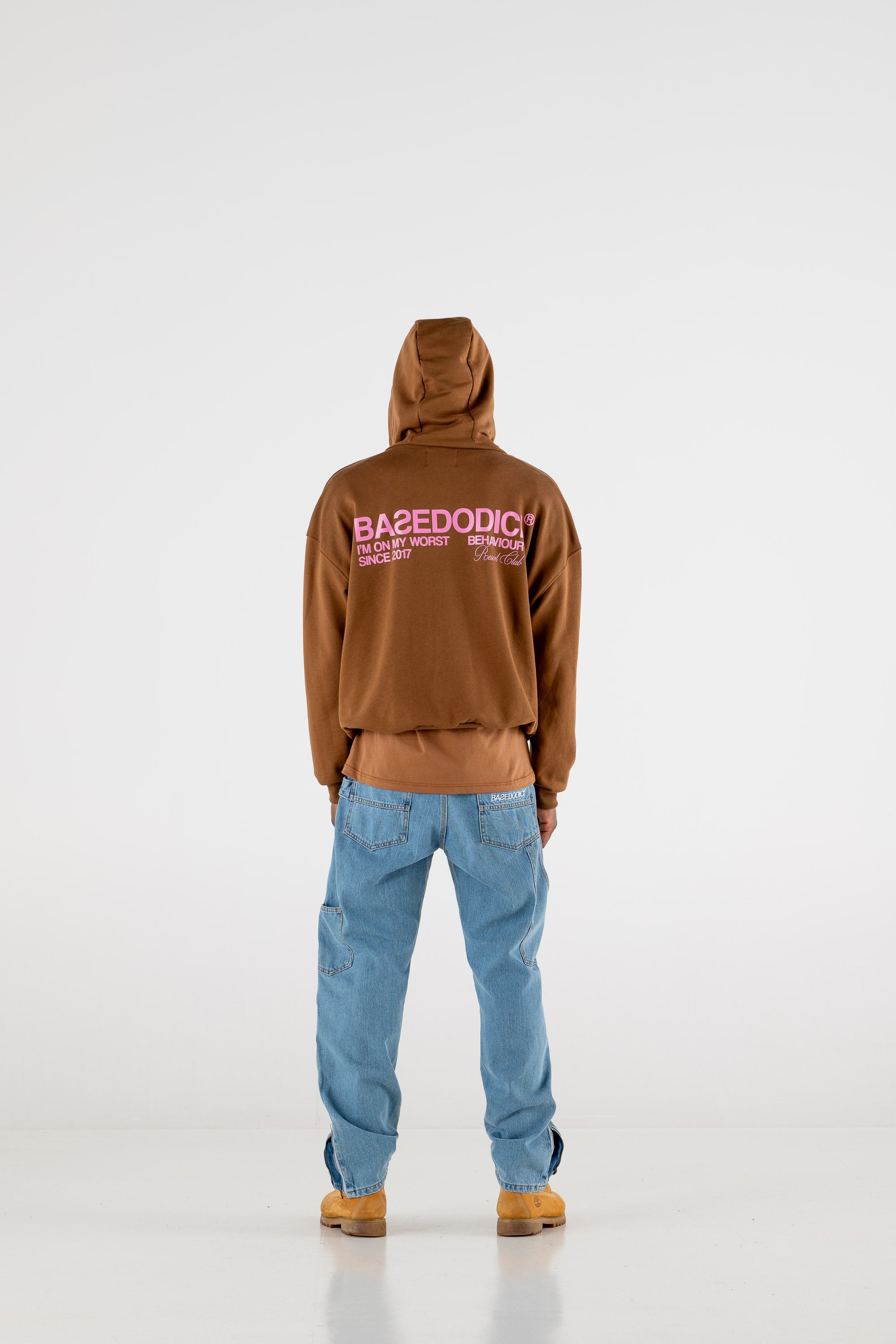 Boxy Hoodie “RESORT” Triple Logo Brown