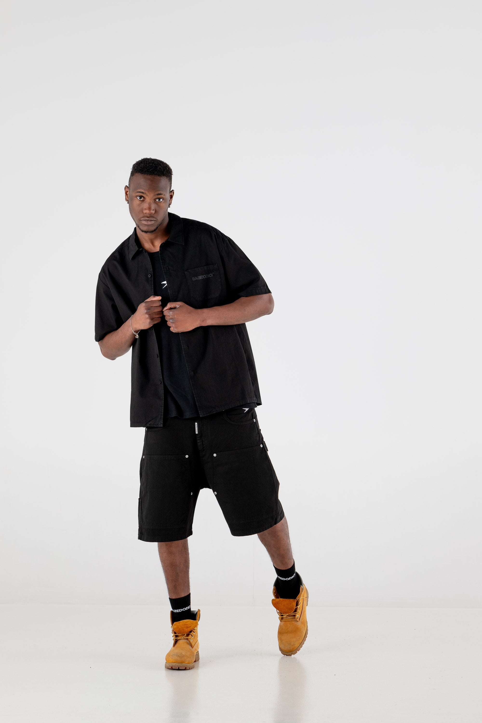 Shirt “RESORT” Ultrabasic Black