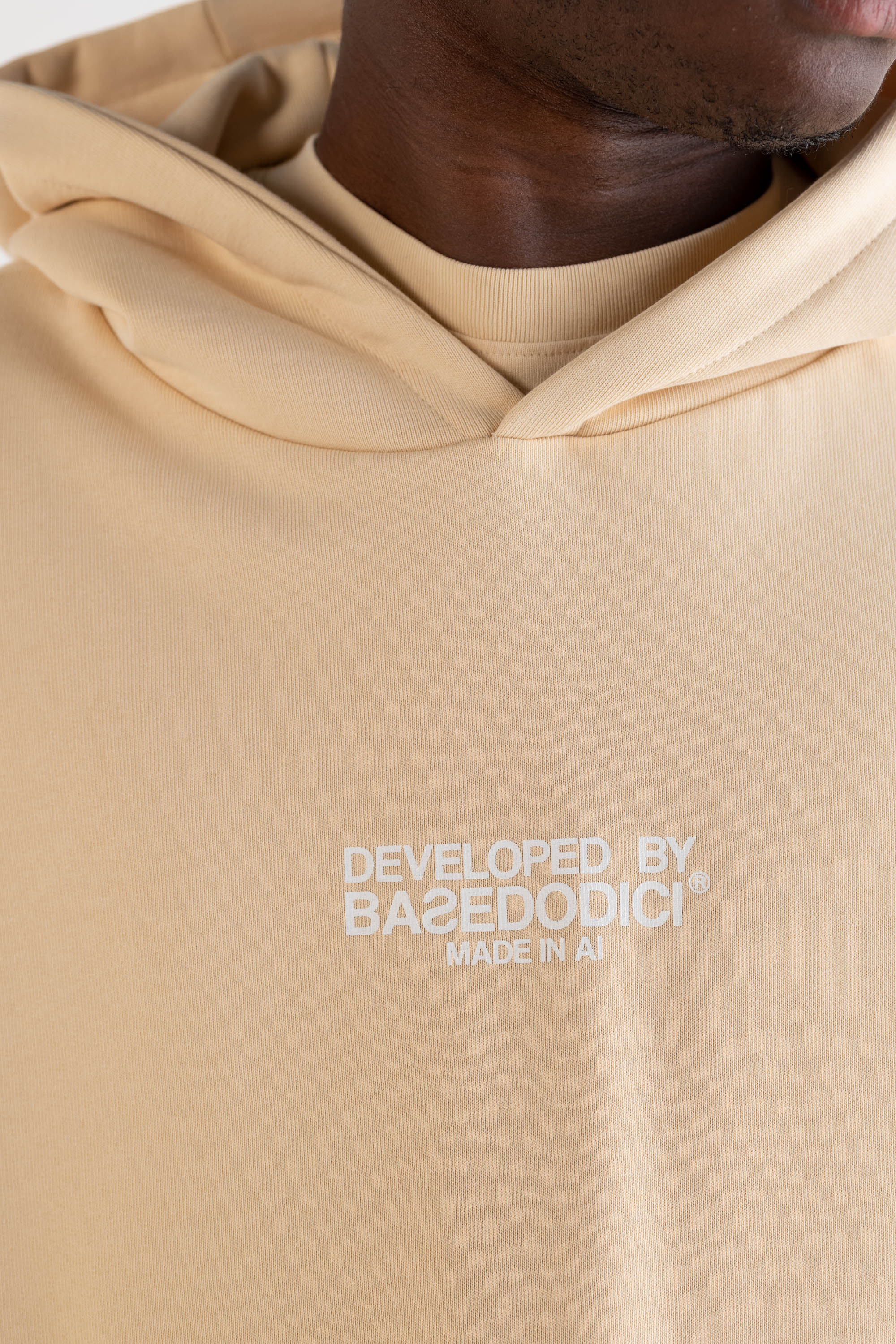 Hoodie “DYSTOPIA” AI Cream