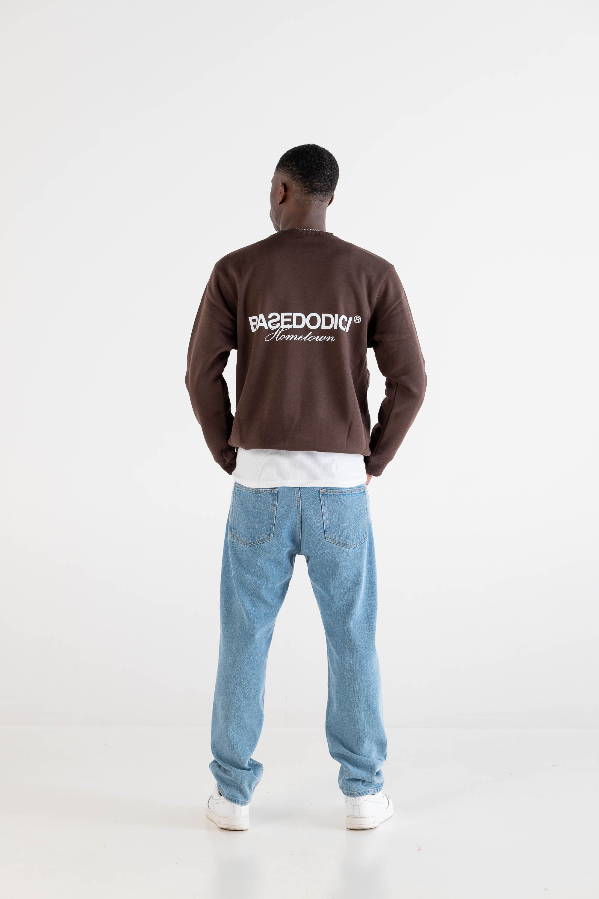 Crewneck “RUSSELLxBASEDODICI" Hometown Brown