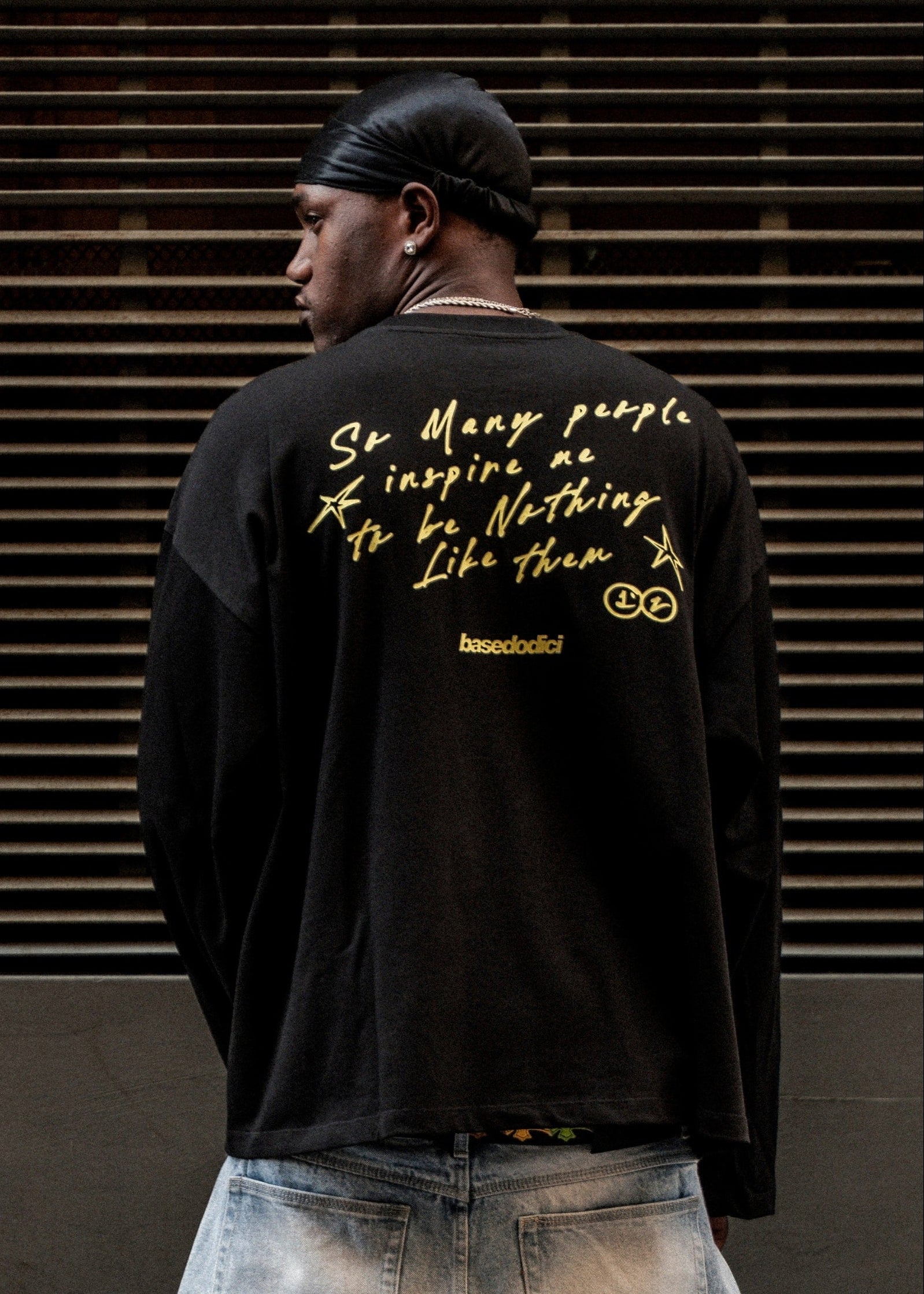 Longsleeve_BROKENNESS_StatementBlack97.jpg