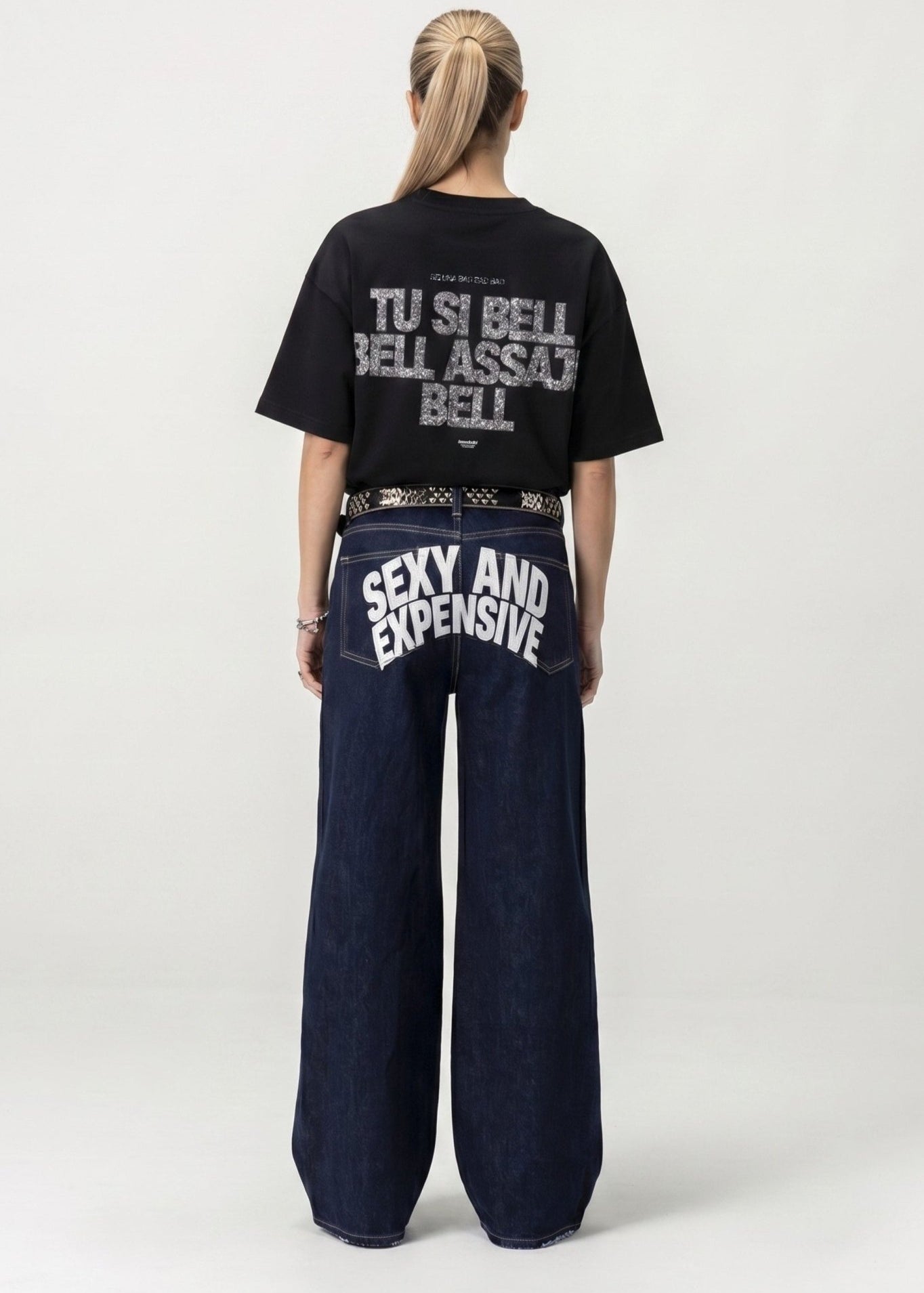 Look_COPY_PASTE_Black_Sexy_DarkBlue_indossato_1.jpg
