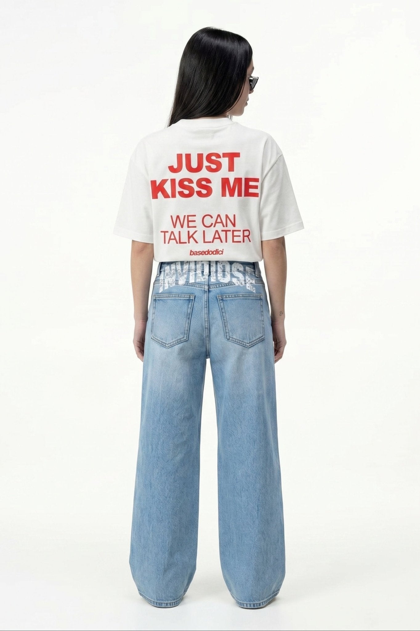 Look "DIVA" KissMe White Invidiose LightBlue