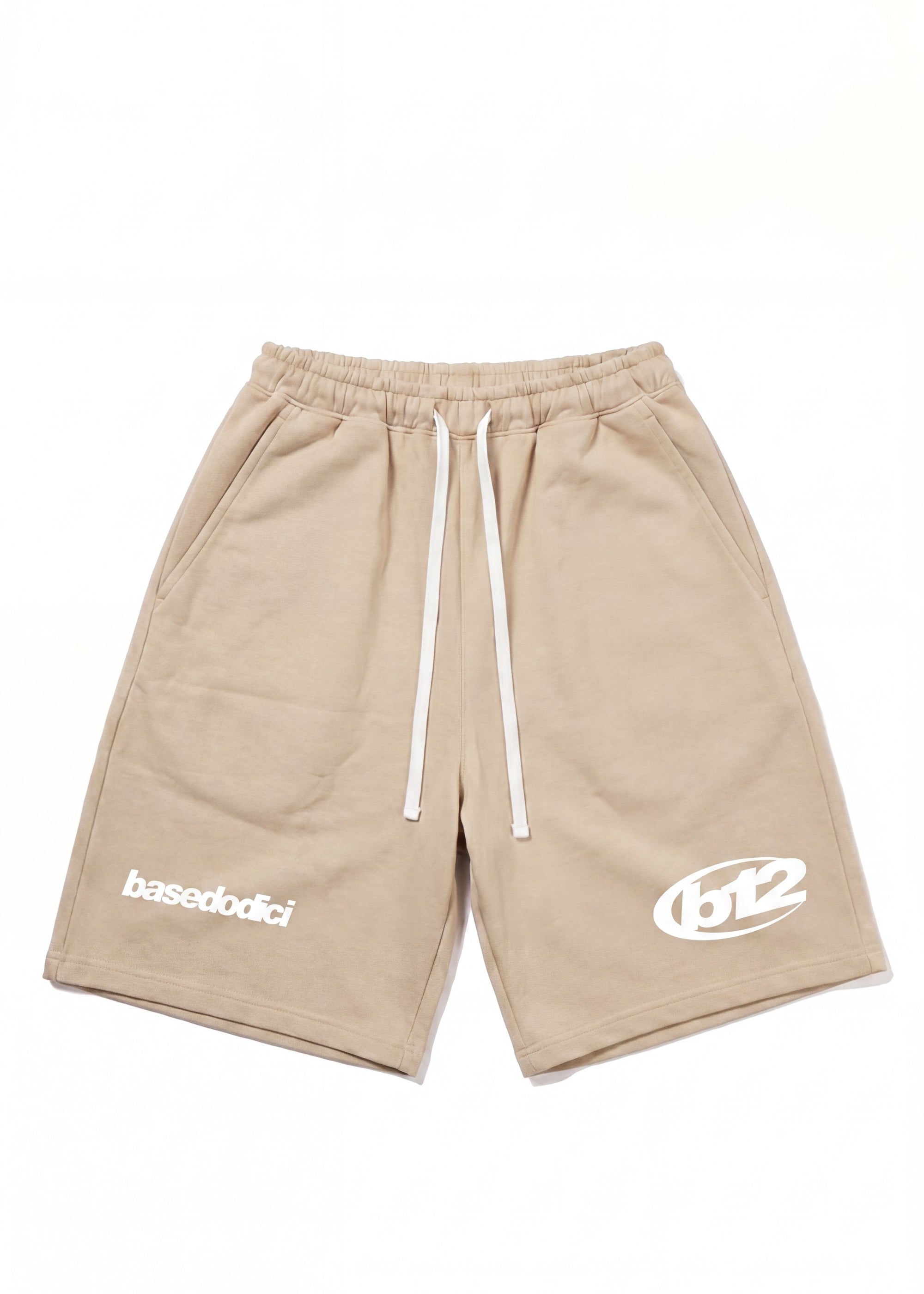 MOCKUP_FLEECEJORTSBASEBEIGEFRONT.jpg