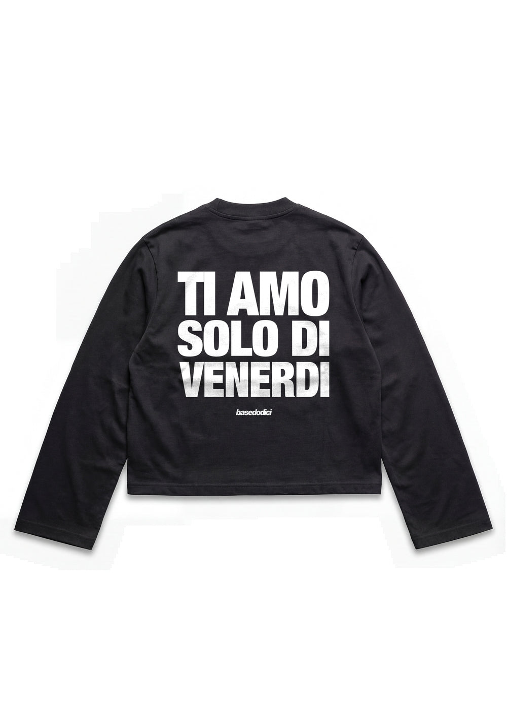 MOCKUP_LongsleeveVIRALEDITTiAmoVenerdiBlack-White.jpg